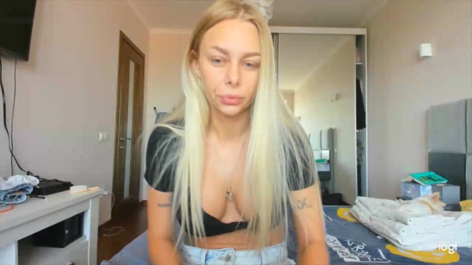 Gallery image thumbnail from Librarys_bb's myfreecams stream on, 07/29/2026, 10:08 image 6 of 20