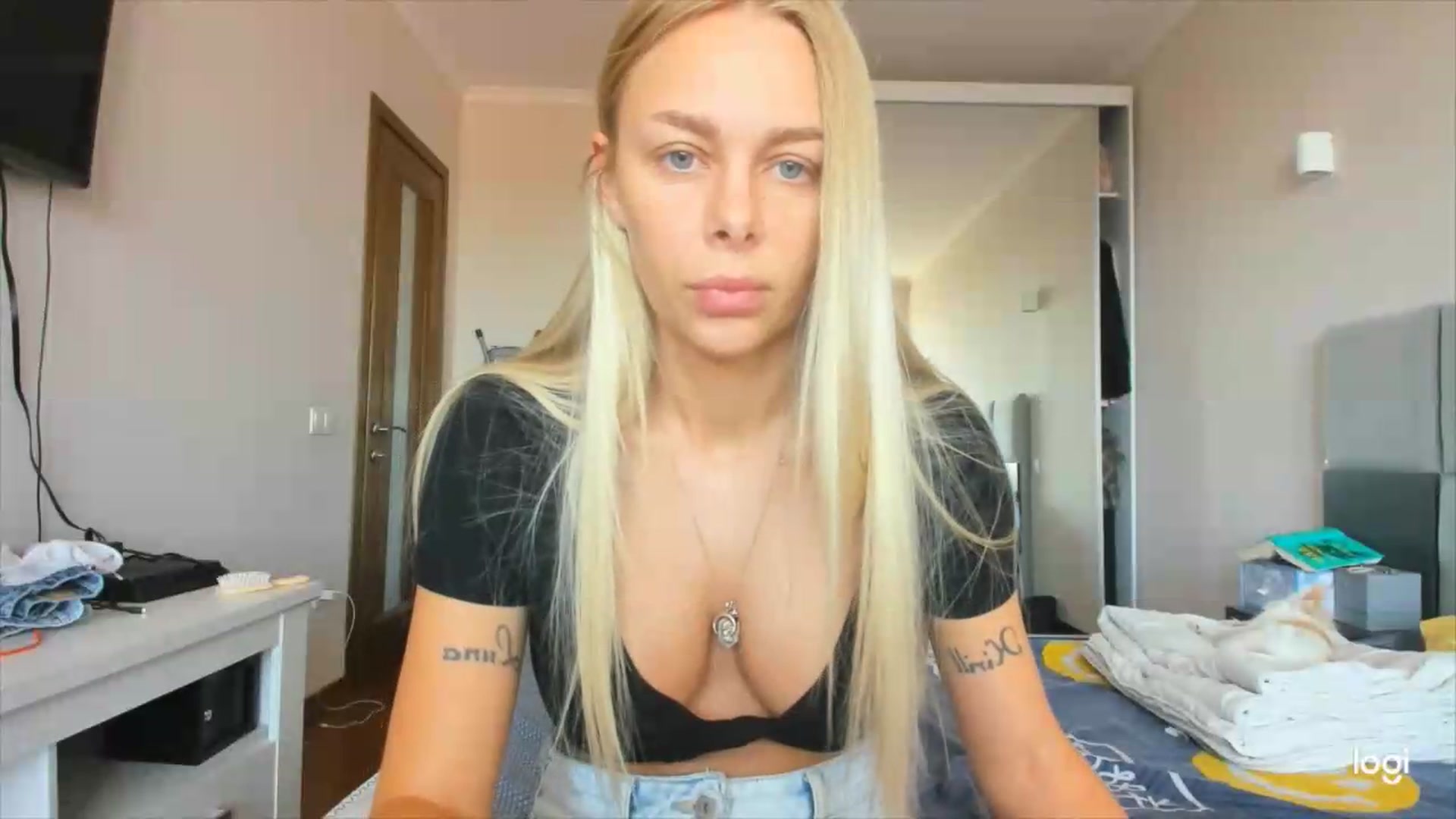 Gallery image thumbnail from Librarys_bb's myfreecams stream on, 07/29/2026, 10:08 image 20 of 20