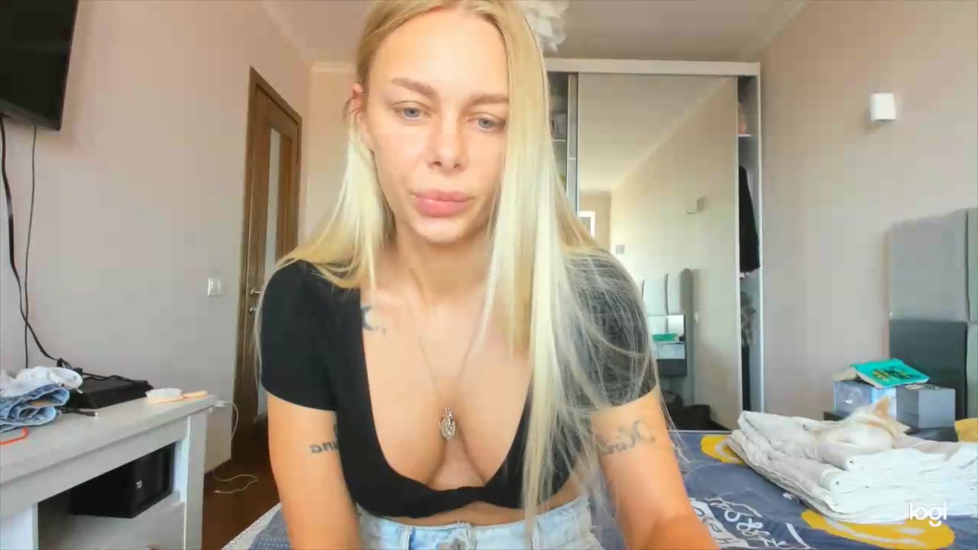 Gallery image thumbnail from Librarys_bb's myfreecams stream on, 07/29/2026, 10:08 image 14 of 20