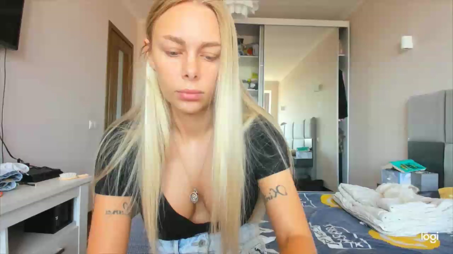 Gallery image thumbnail from Librarys_bb's myfreecams stream on, 07/29/2026, 11:41 image 6 of 20