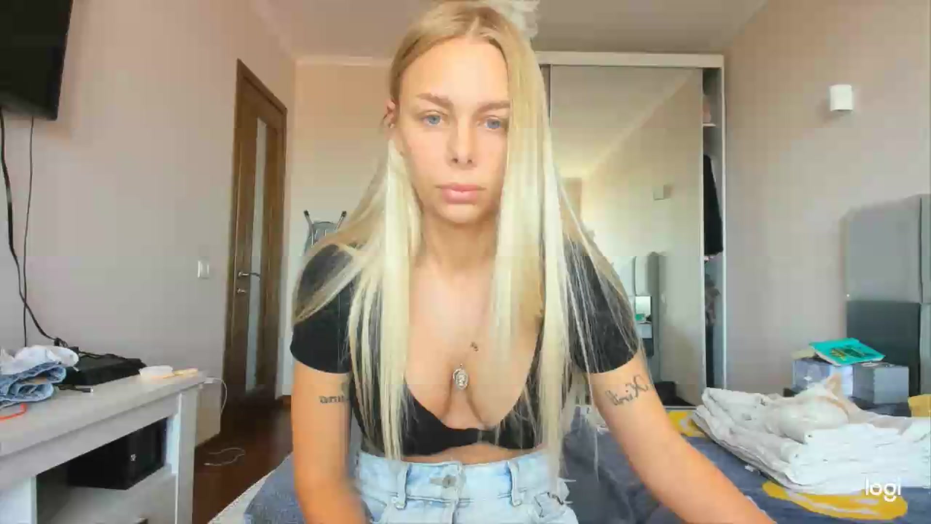 Gallery image thumbnail from Librarys_bb's myfreecams stream on, 07/29/2026, 11:41 image 1 of 20