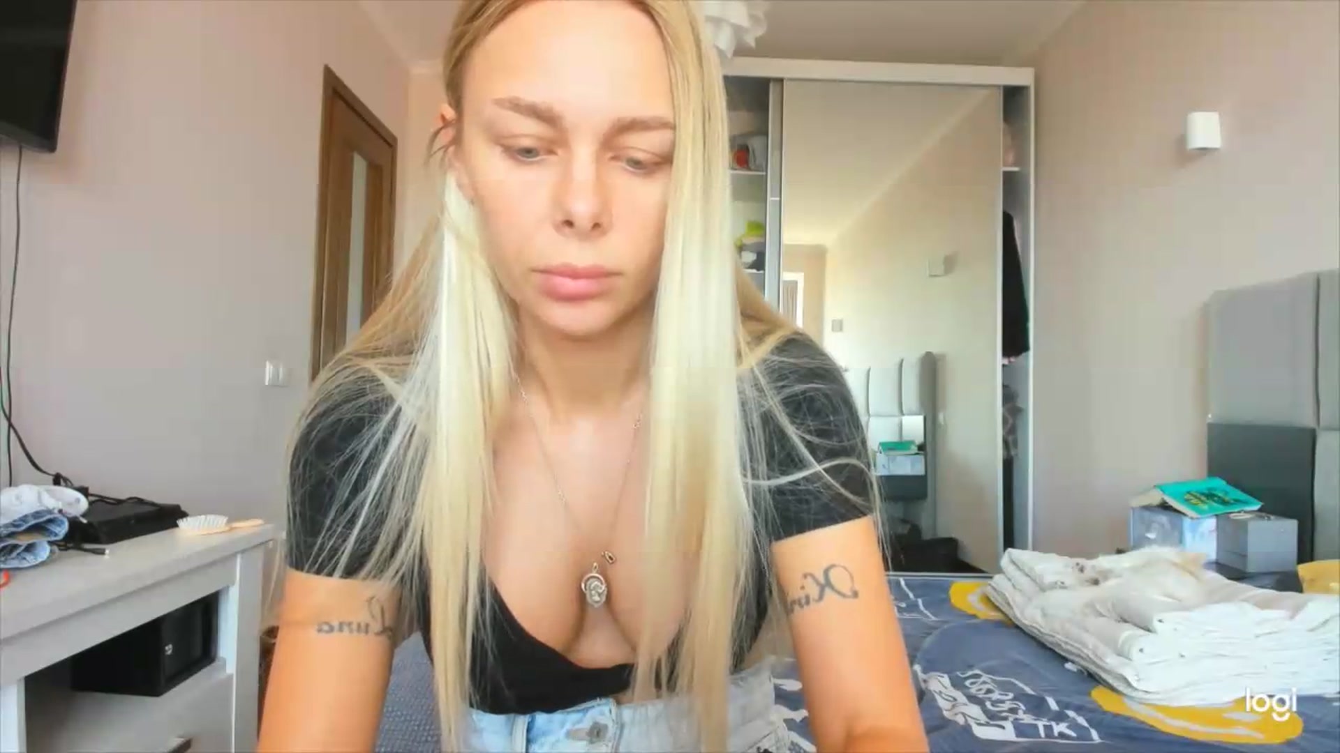 Gallery image thumbnail from Librarys_bb's myfreecams stream on, 07/29/2026, 11:41 image 3 of 20