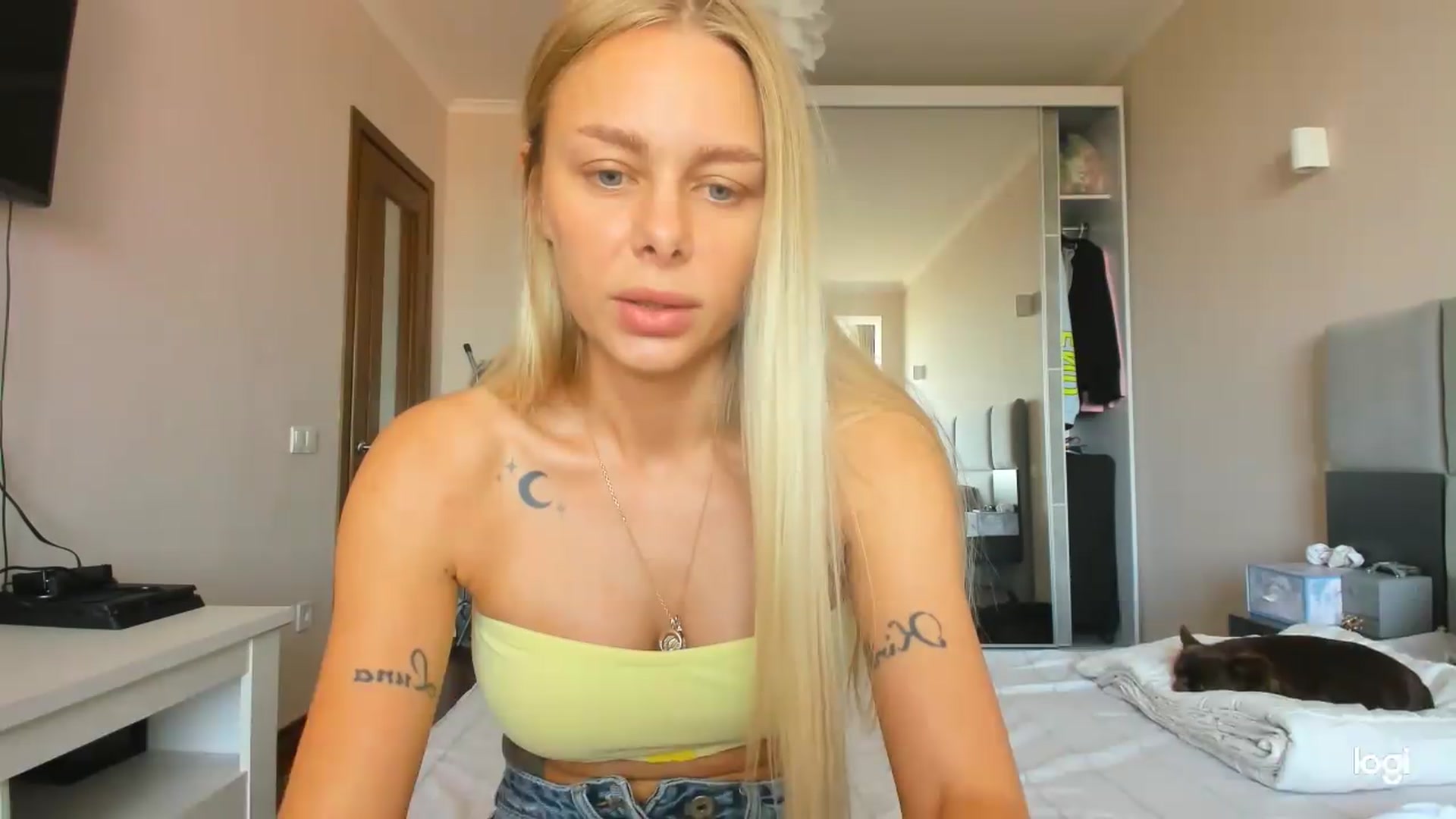 Gallery image thumbnail from Librarys_bb's myfreecams stream on, 08/02/2026, 09:04 image 16 of 20