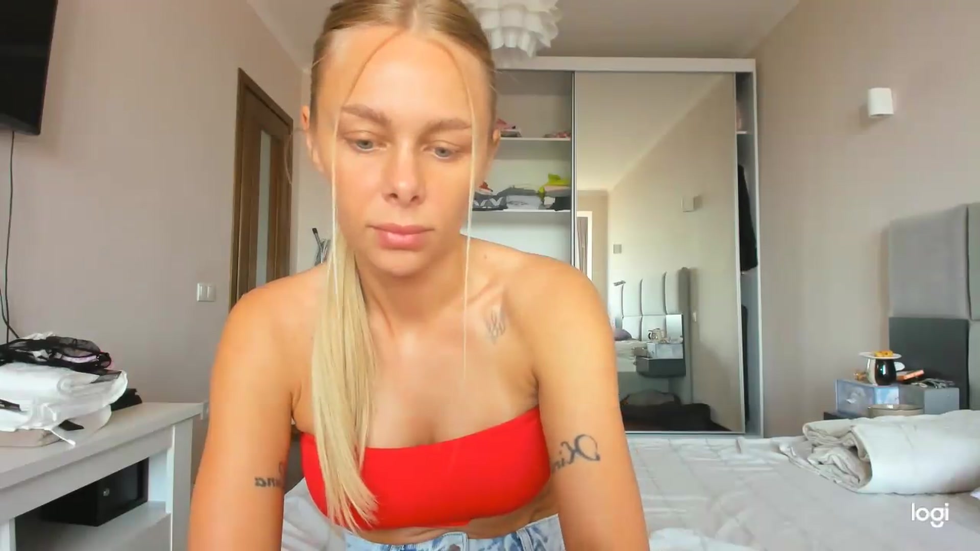 Gallery image thumbnail from Librarys_bb's myfreecams stream on, 08/06/2026, 10:40 image 11 of 20