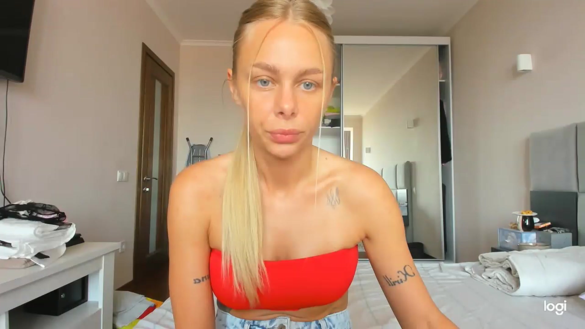 Gallery image thumbnail from Librarys_bb's myfreecams stream on, 08/06/2026, 10:40 image 3 of 20
