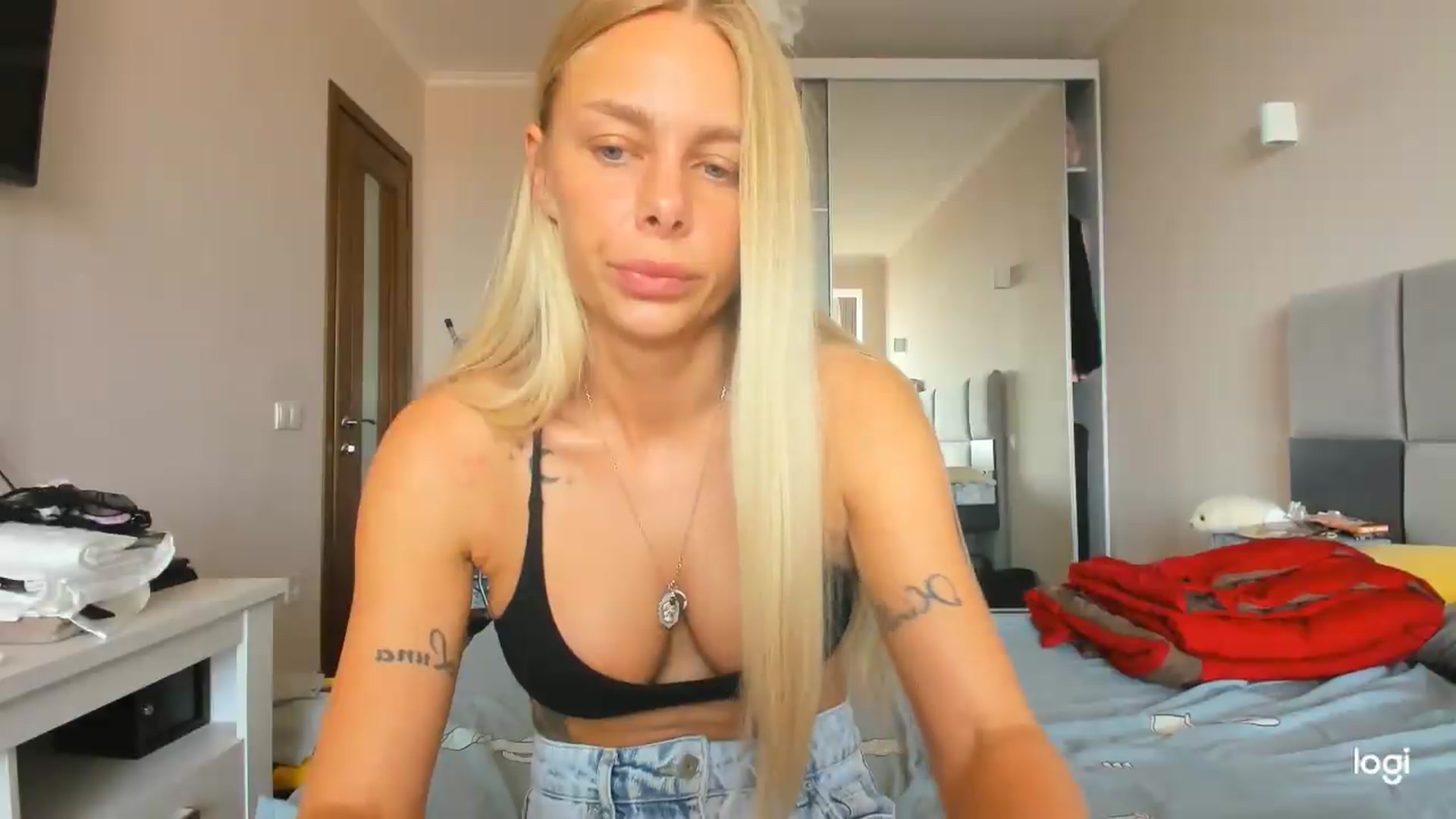 Gallery image thumbnail from Librarys_bb's myfreecams stream on, 08/07/2026, 09:40 image 15 of 20