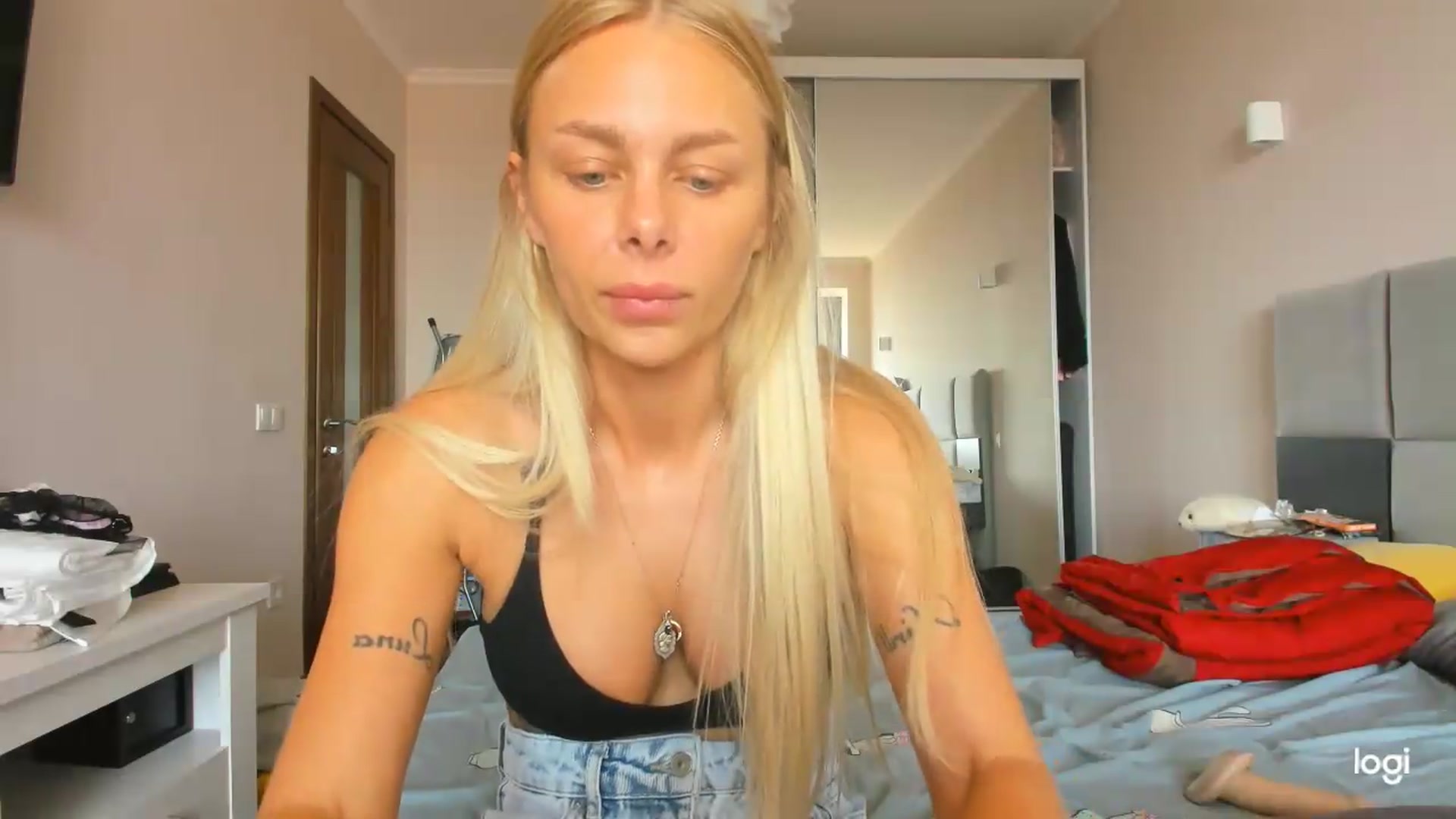 Gallery image thumbnail from Librarys_bb's myfreecams stream on, 08/07/2026, 10:10 image 18 of 20