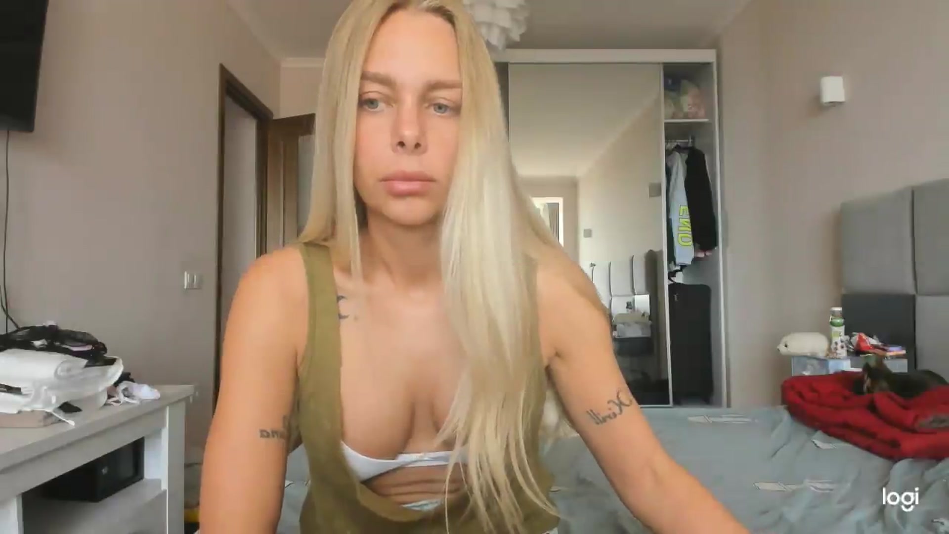 Gallery image thumbnail from Librarys_bb's myfreecams stream on, 08/09/2026, 10:23 image 4 of 20