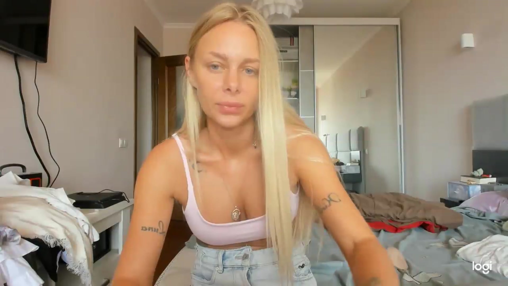 Gallery image thumbnail from Librarys_bb's myfreecams stream on, 09/02/2026, 10:59 image 2 of 20