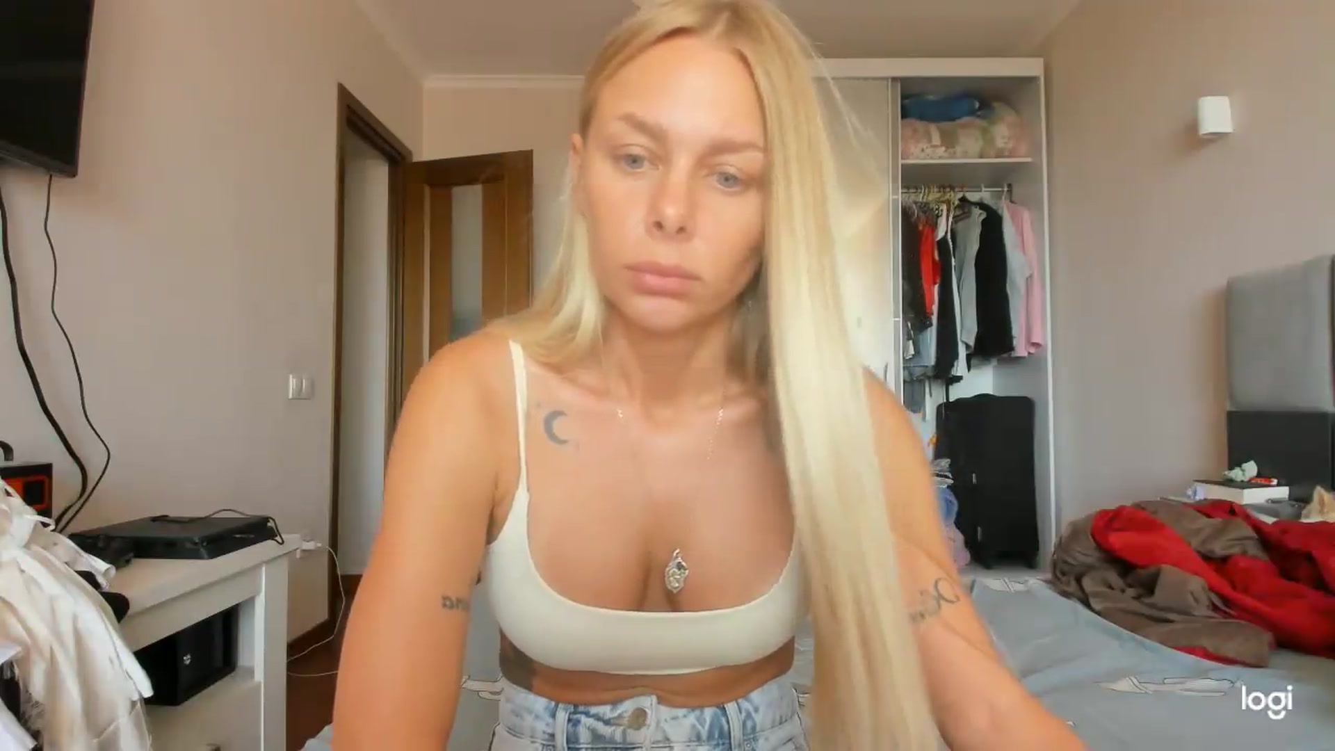Gallery image thumbnail from Librarys_bb's myfreecams stream on, 09/03/2026, 10:09 image 17 of 20
