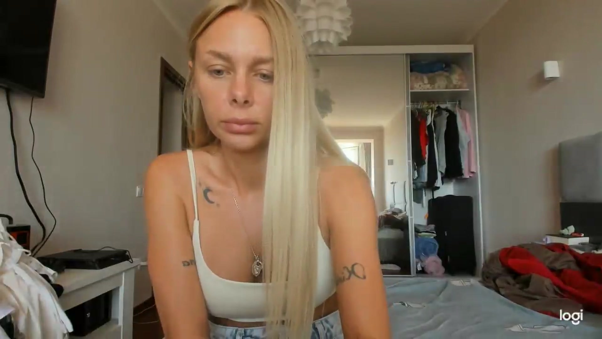 Gallery image thumbnail from Librarys_bb's myfreecams stream on, 09/03/2026, 10:09 image 10 of 20