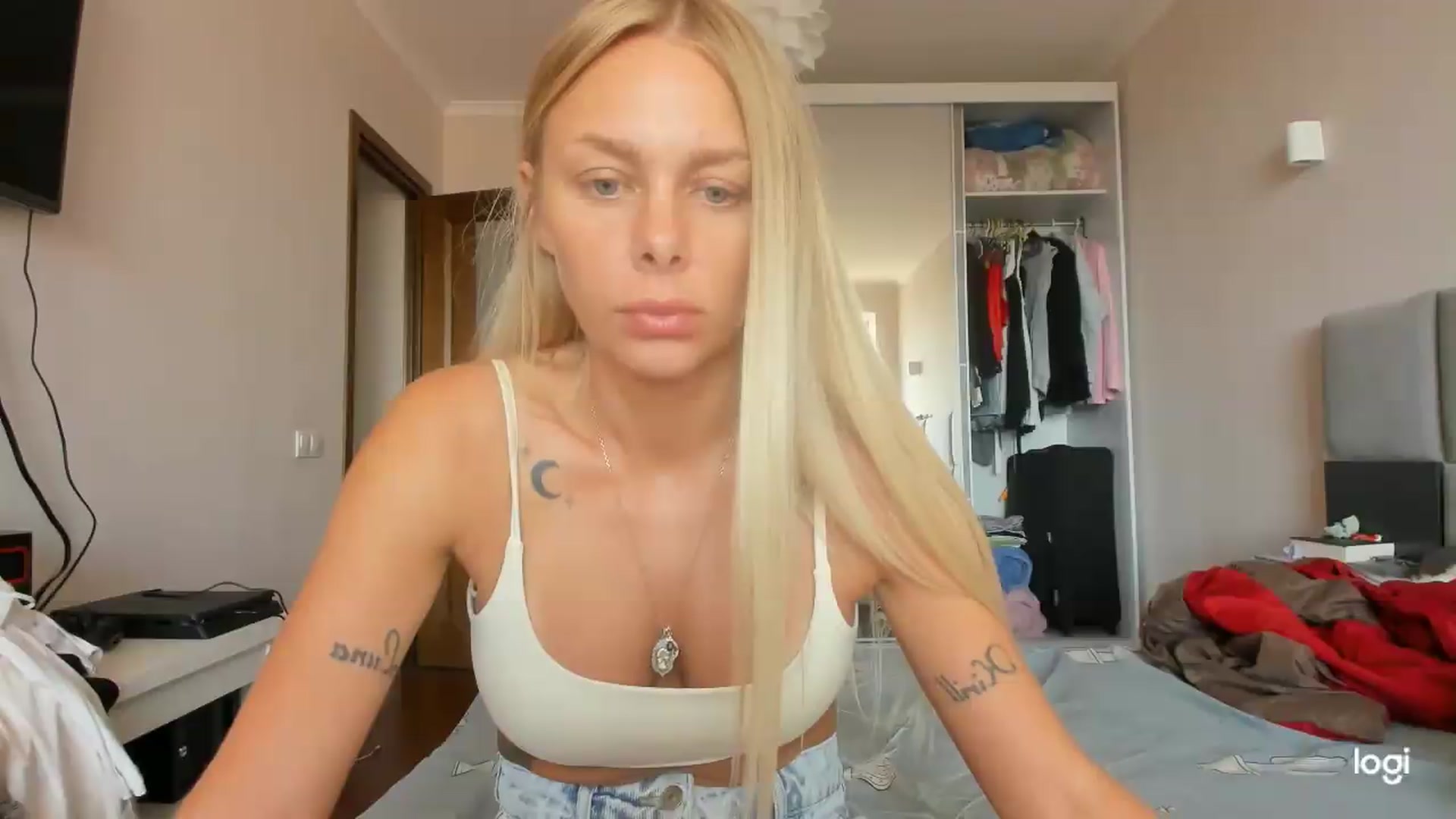 Gallery image thumbnail from Librarys_bb's myfreecams stream on, 09/03/2026, 10:09 image 7 of 20