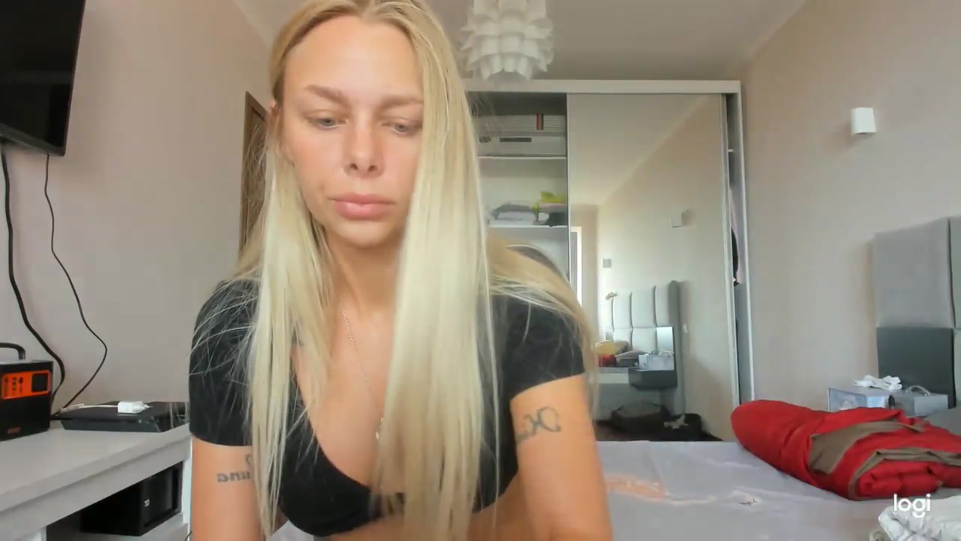 Gallery image thumbnail from Librarys_bb's myfreecams stream on, 09/05/2026, 07:48 image 8 of 20