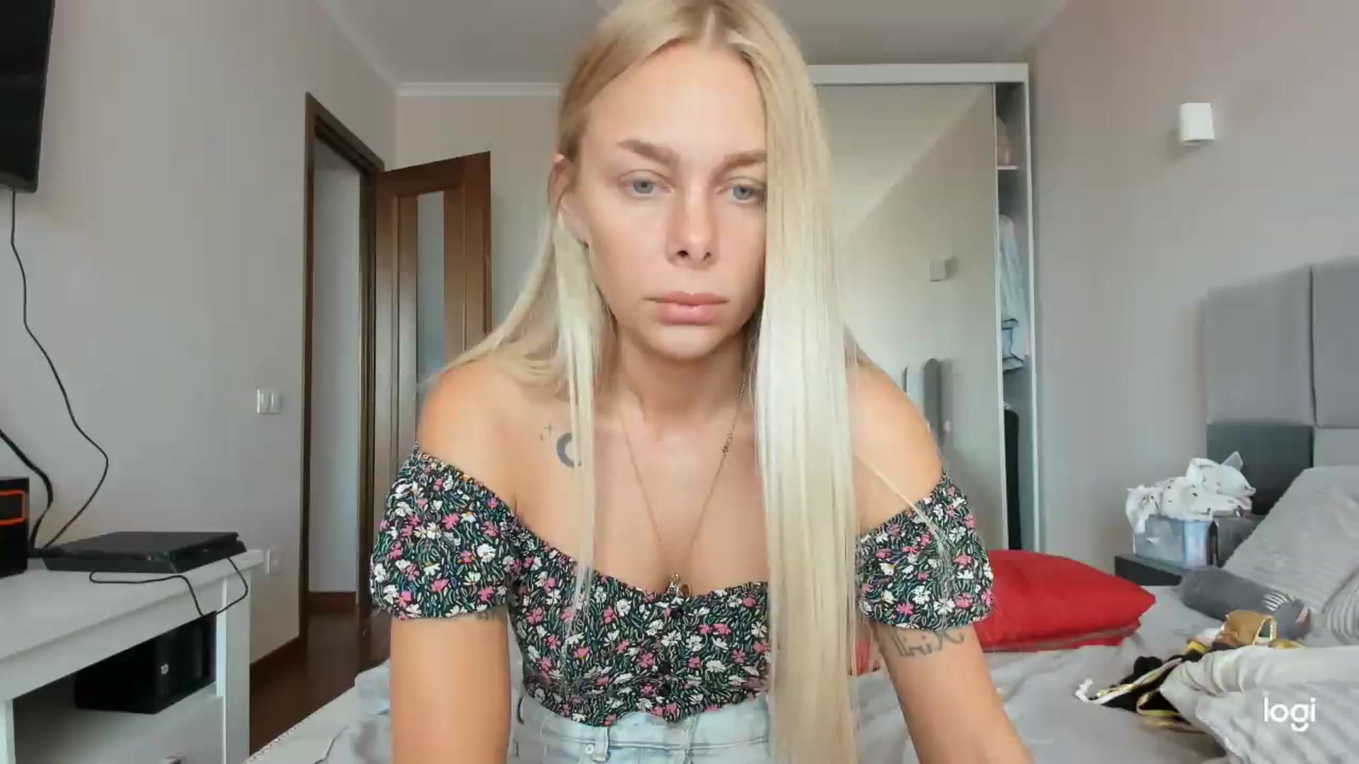 Gallery image thumbnail from Librarys_bb's myfreecams stream on, 09/08/2026, 10:58 image 1 of 20