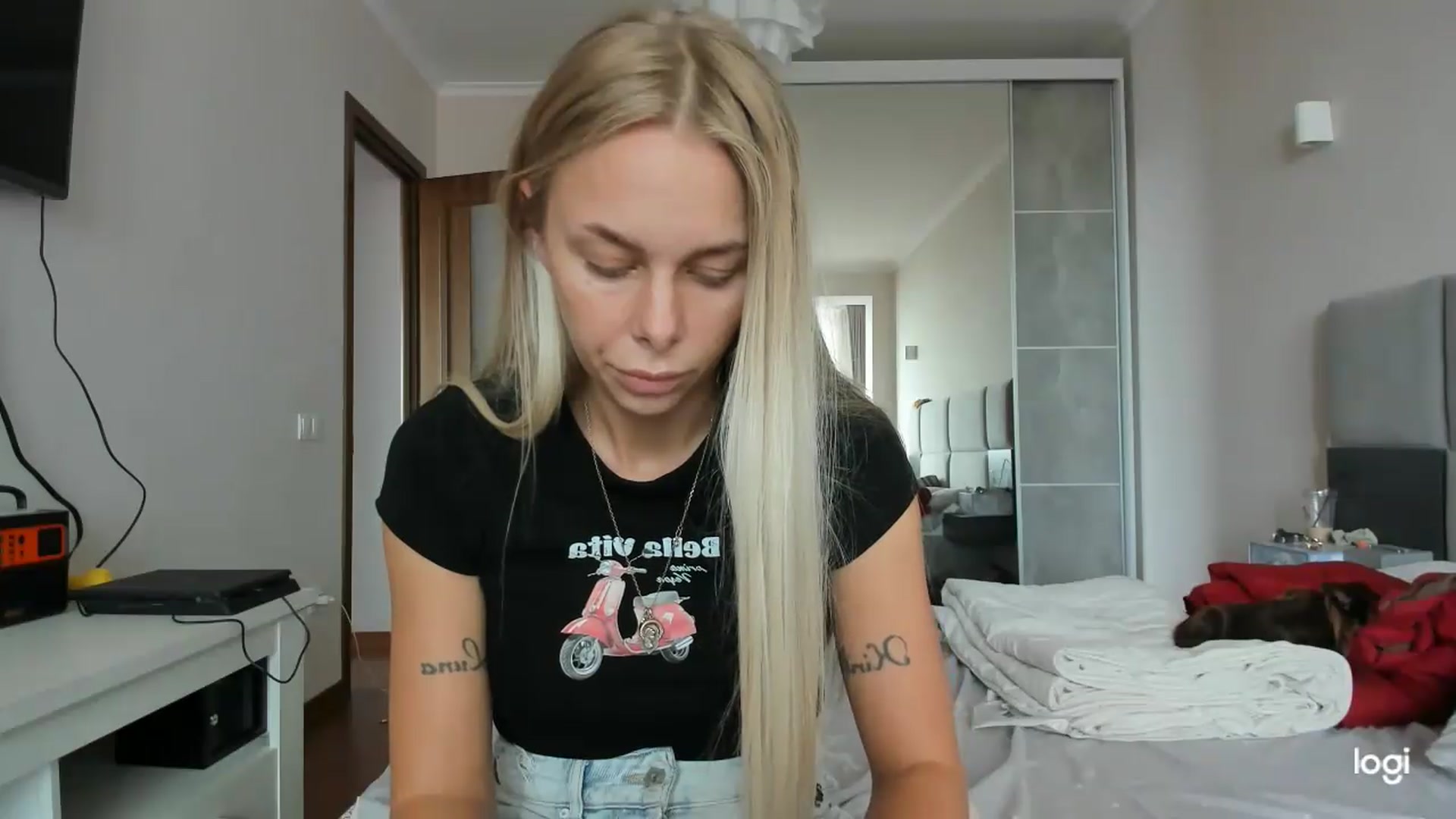Gallery image thumbnail from Librarys_bb's myfreecams stream on, 09/10/2026, 08:51 image 7 of 20