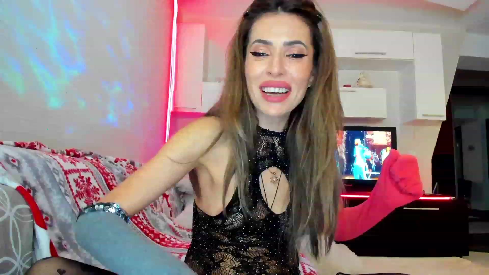 Gallery image thumbnail from LickAndStick_'s myfreecams stream on, 04/24/2023, 22:58 image 15 of 20