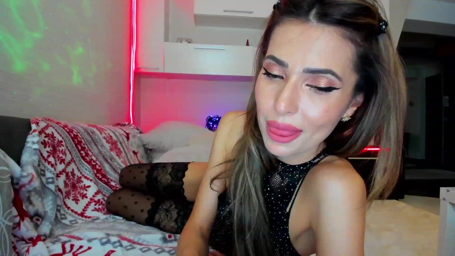 Gallery image thumbnail from LickAndStick_'s myfreecams stream on, 04/24/2023, 22:58 image 12 of 20
