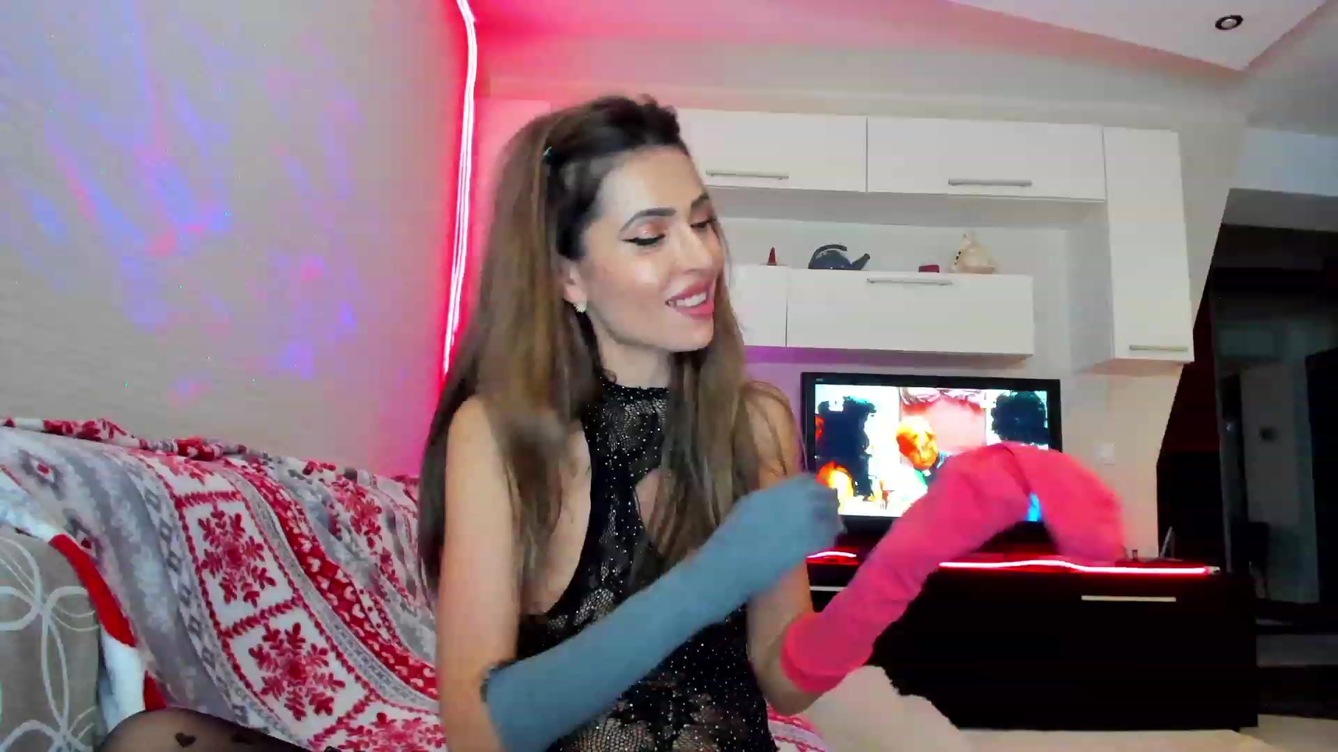 Gallery image thumbnail from LickAndStick_'s myfreecams stream on, 04/24/2023, 22:58 image 14 of 20