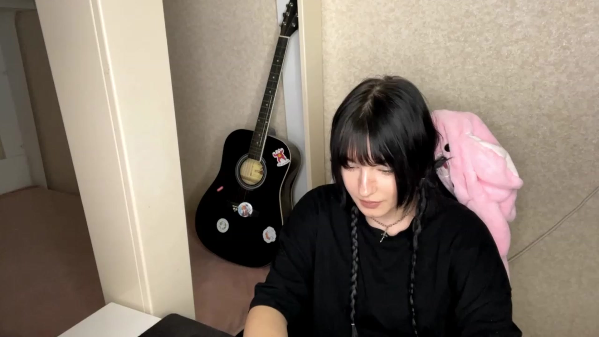 Gallery image thumbnail from Licorice_Alia's myfreecams stream on, 01/18/2023, 16:47 image 13 of 20