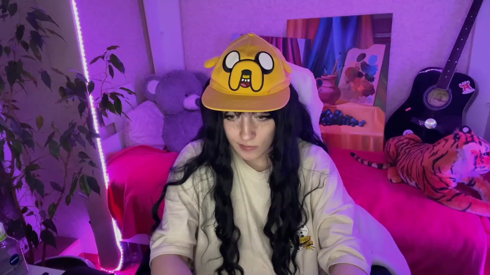 Gallery image thumbnail from Licorice_Alia's myfreecams stream on, 02/04/2023, 02:45 image 20 of 20