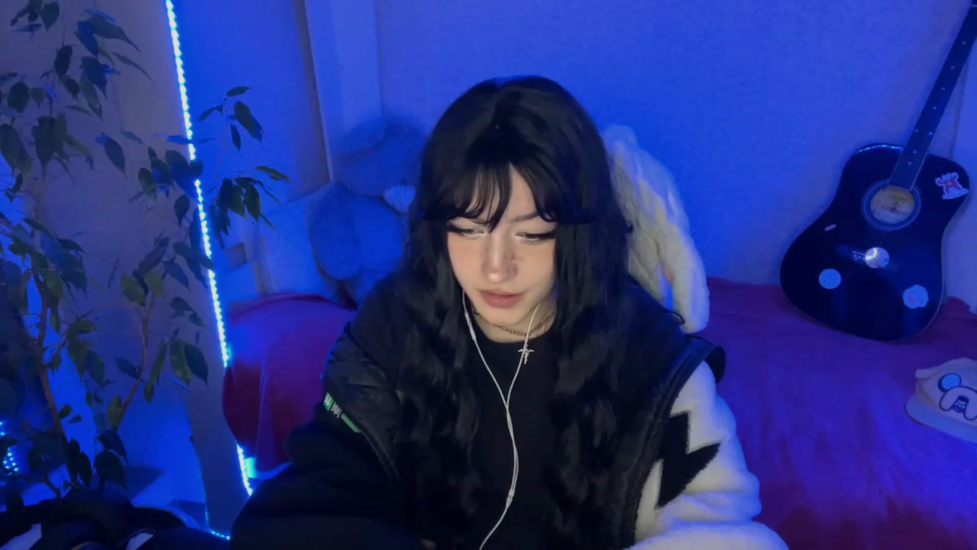 Gallery image thumbnail from Licorice_Alia's myfreecams stream on, 02/04/2023, 23:47 image 11 of 20