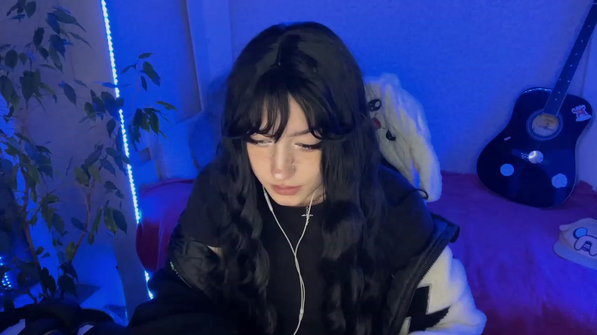 Gallery image thumbnail from Licorice_Alia's myfreecams stream on, 02/04/2023, 23:47 image 4 of 20