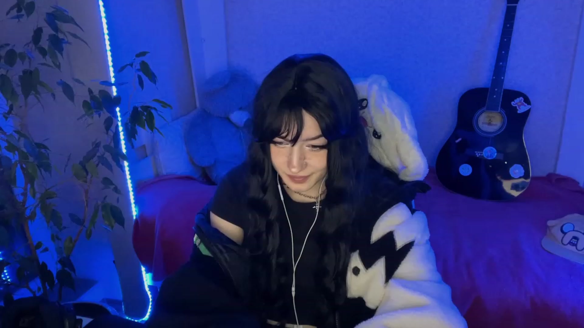 Gallery image thumbnail from Licorice_Alia's myfreecams stream on, 02/05/2023, 01:25 image 2 of 20