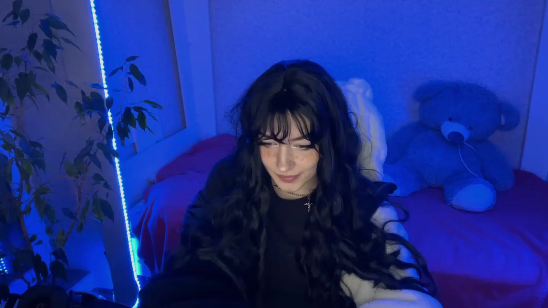 Gallery image thumbnail from Licorice_Alia's myfreecams stream on, 02/05/2023, 22:25 image 2 of 20
