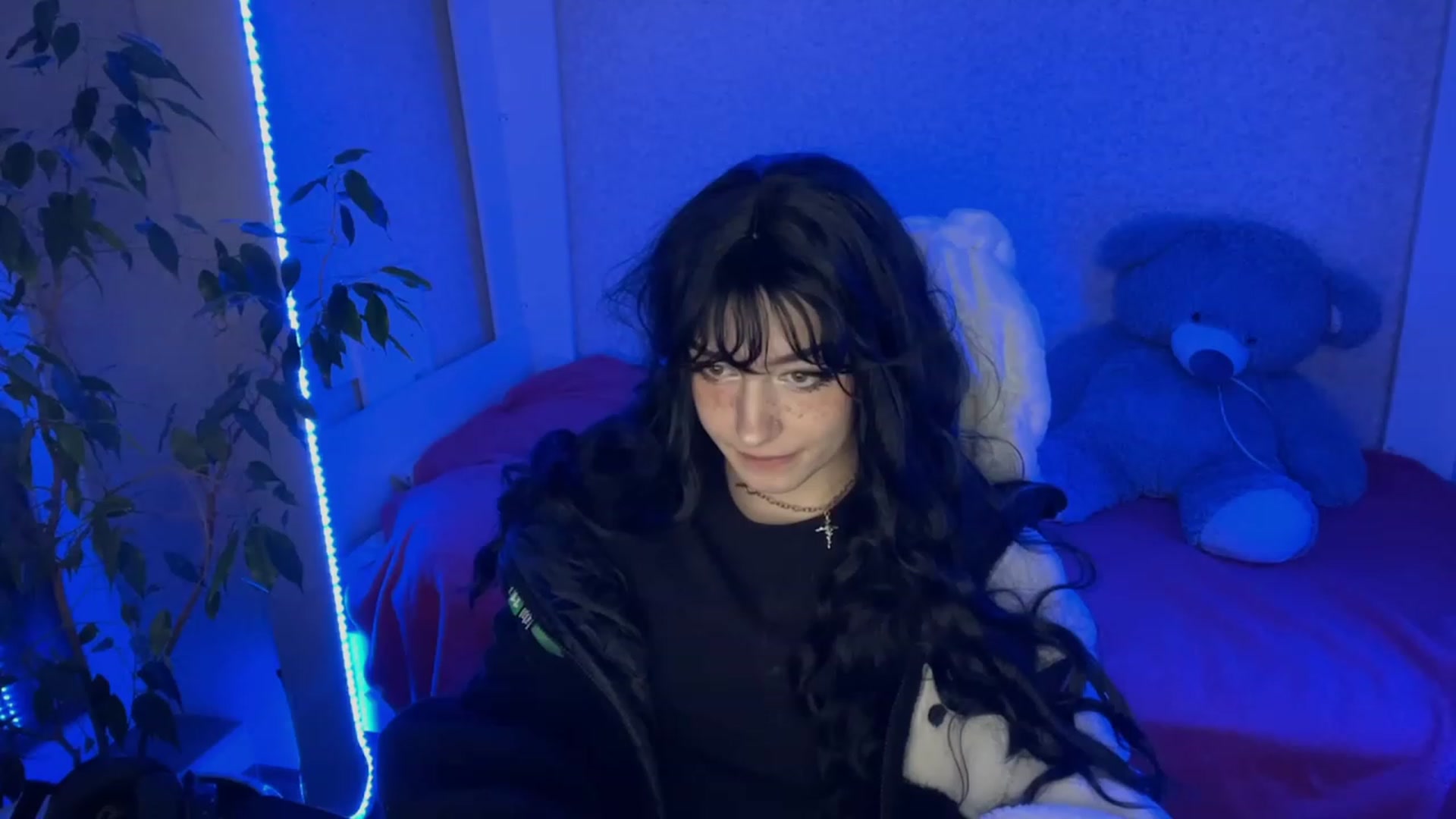 Gallery image thumbnail from Licorice_Alia's myfreecams stream on, 02/05/2023, 22:25 image 11 of 20