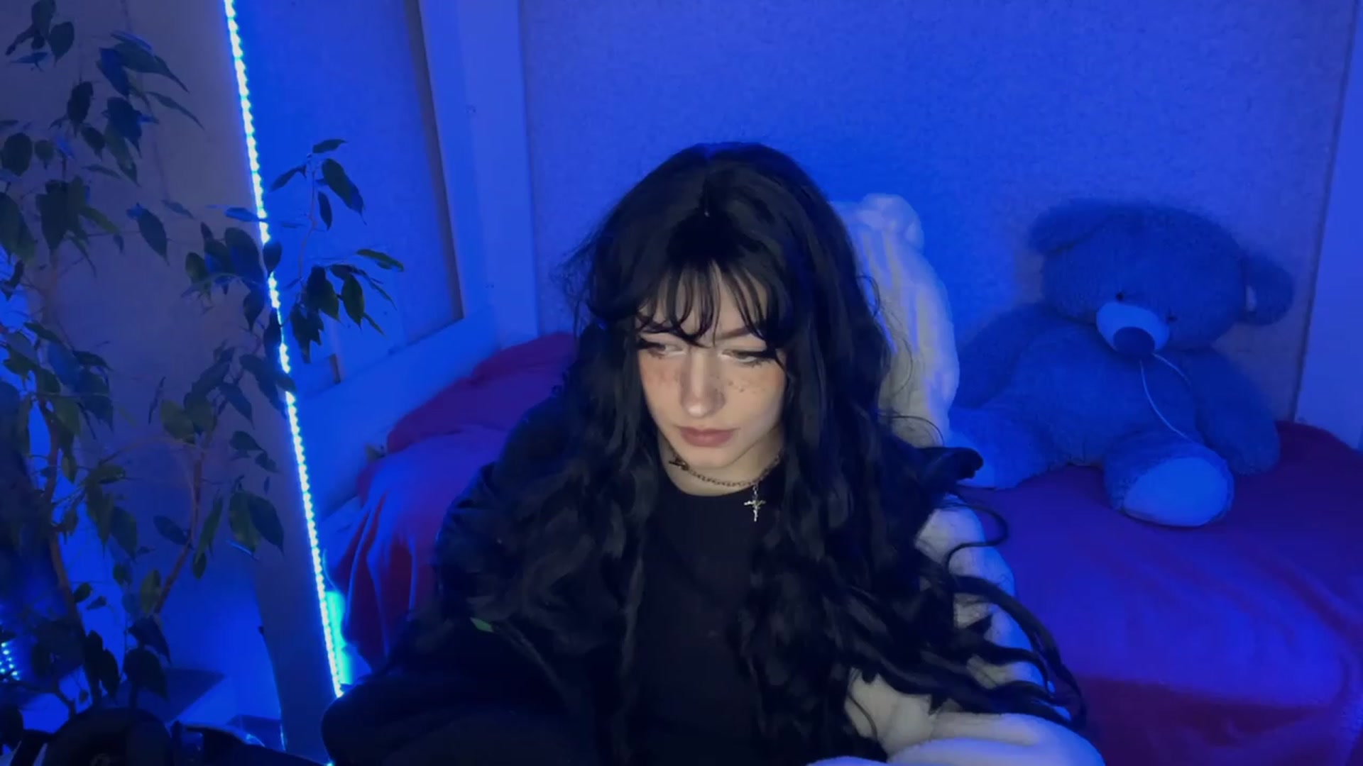 Gallery image thumbnail from Licorice_Alia's myfreecams stream on, 02/05/2023, 22:25 image 3 of 20