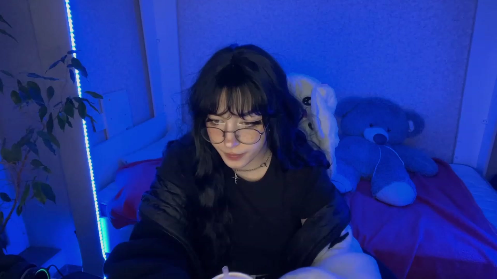 Gallery image thumbnail from Licorice_Alia's myfreecams stream on, 02/08/2023, 24:56 image 4 of 20