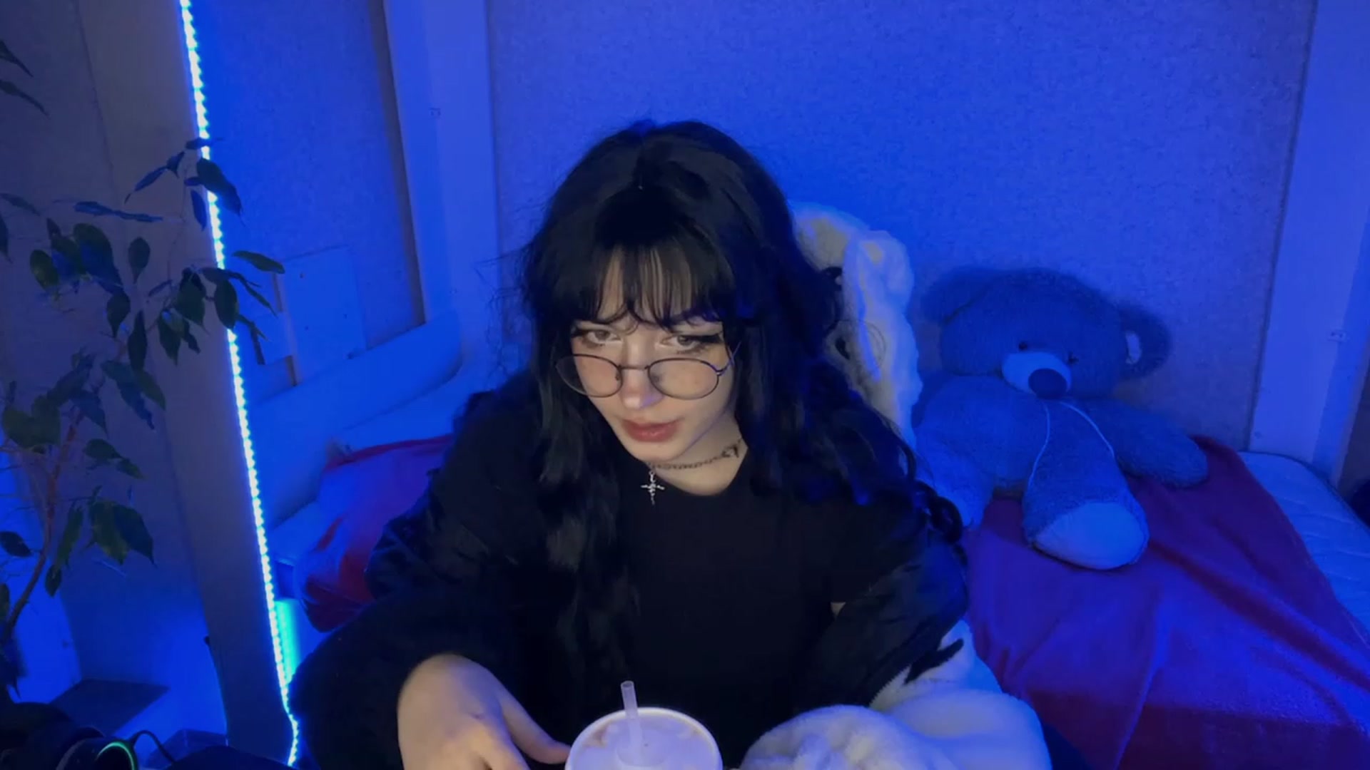 Gallery image thumbnail from Licorice_Alia's myfreecams stream on, 02/08/2023, 24:56 image 3 of 20