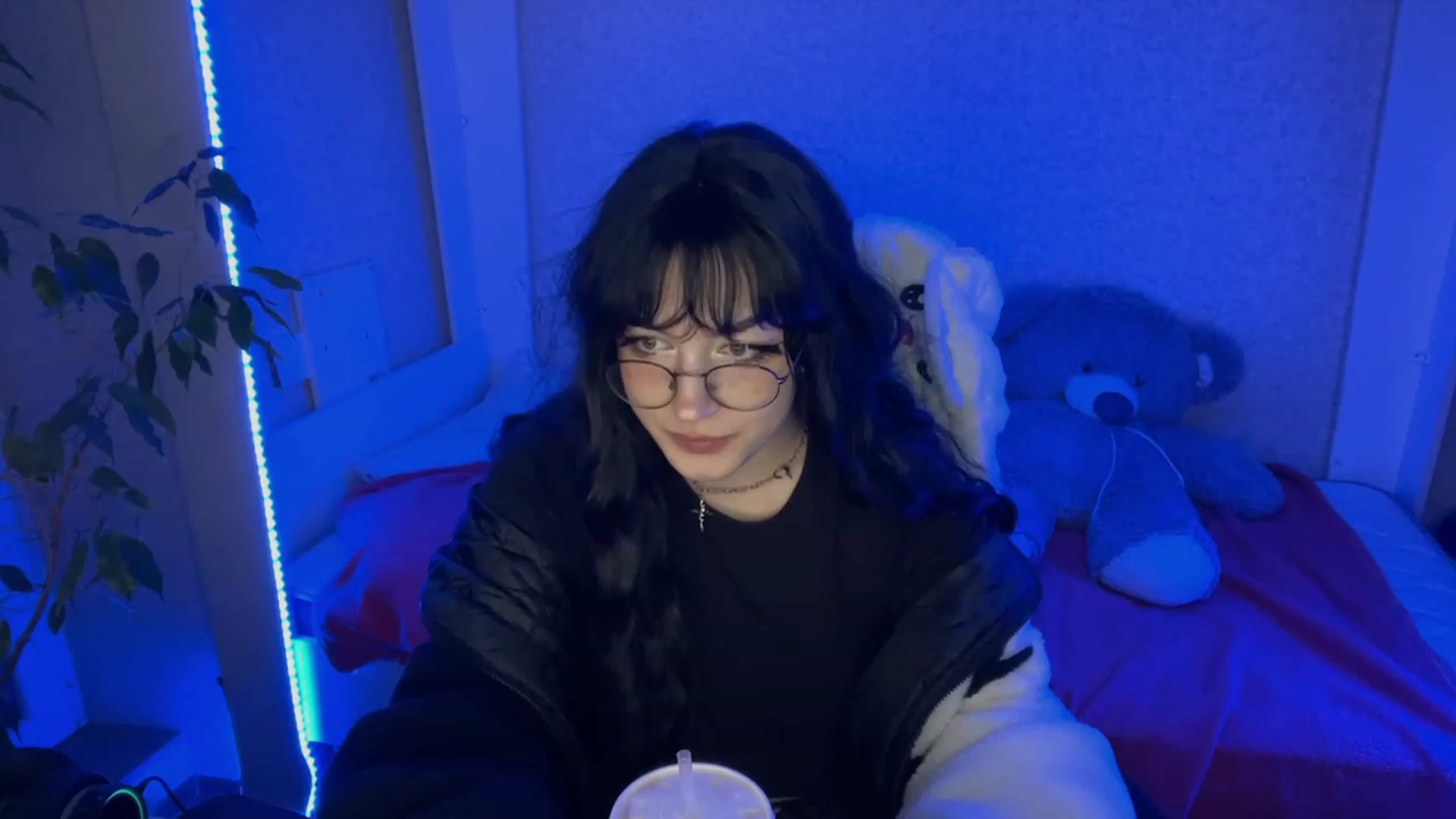 Gallery image thumbnail from Licorice_Alia's myfreecams stream on, 02/08/2023, 24:56 image 9 of 20