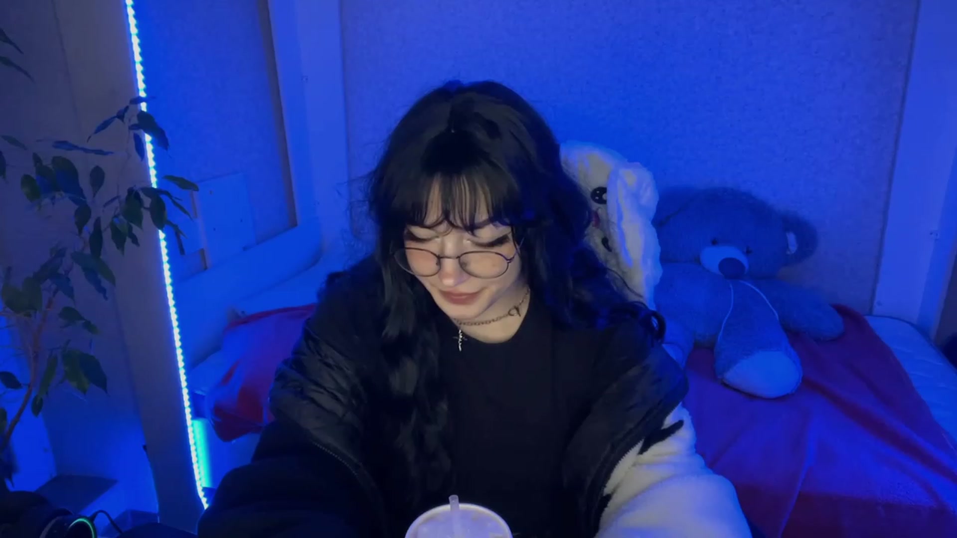 Gallery image thumbnail from Licorice_Alia's myfreecams stream on, 02/08/2023, 24:56 image 8 of 20