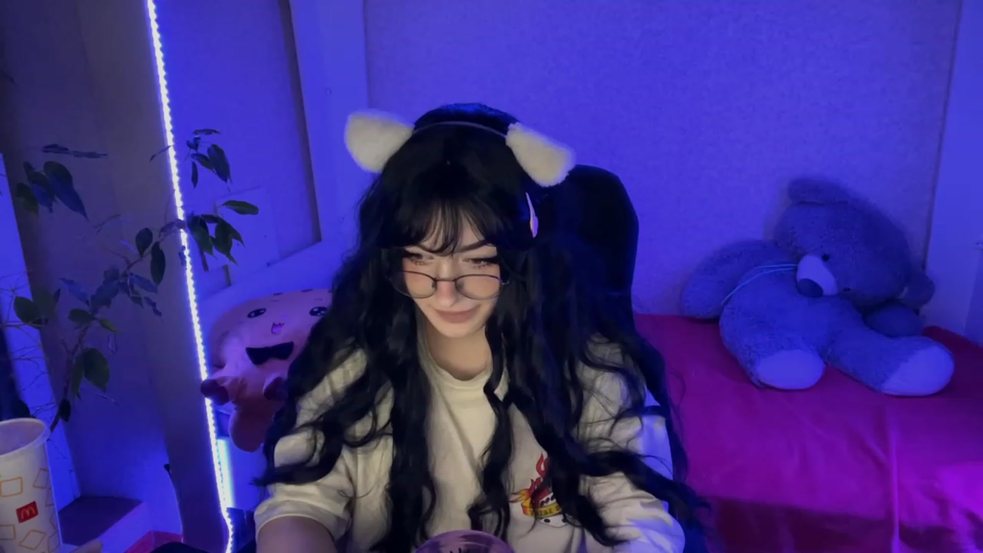 Gallery image thumbnail from Licorice_Alia's myfreecams stream on, 02/15/2023, 01:37 image 1 of 20