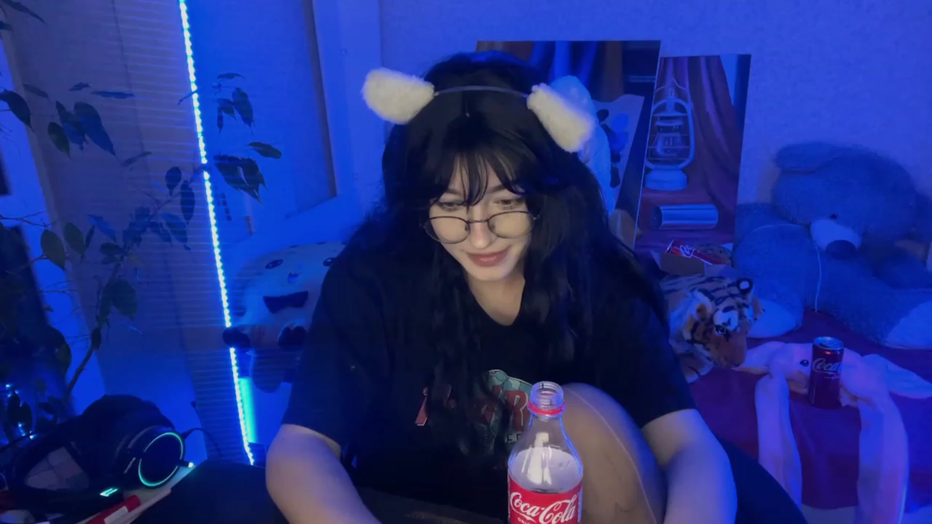 Gallery image thumbnail from Licorice_Alia's myfreecams stream on, 02/19/2023, 03:02 image 9 of 20