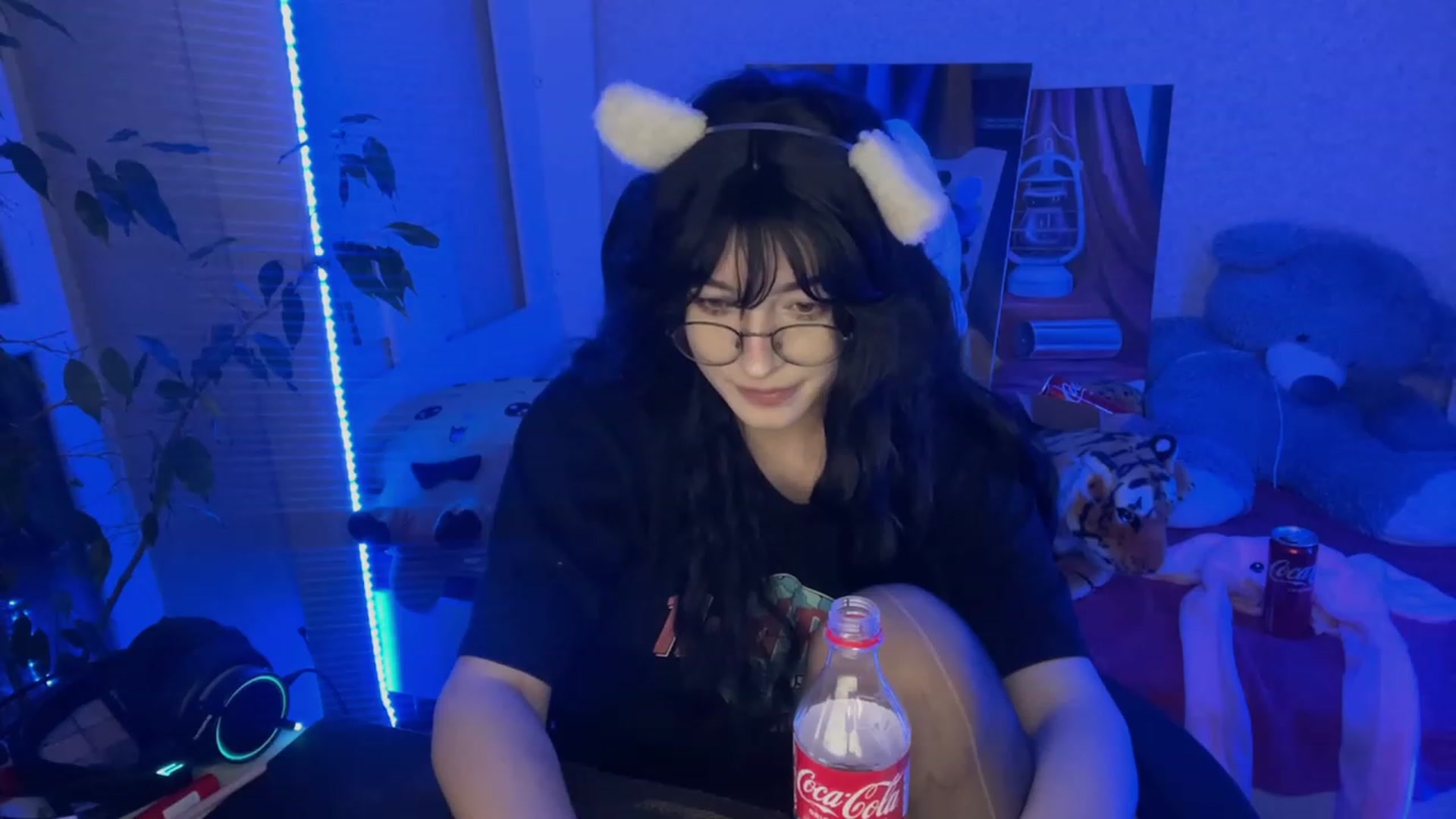 Gallery image thumbnail from Licorice_Alia's myfreecams stream on, 02/19/2023, 03:02 image 7 of 20