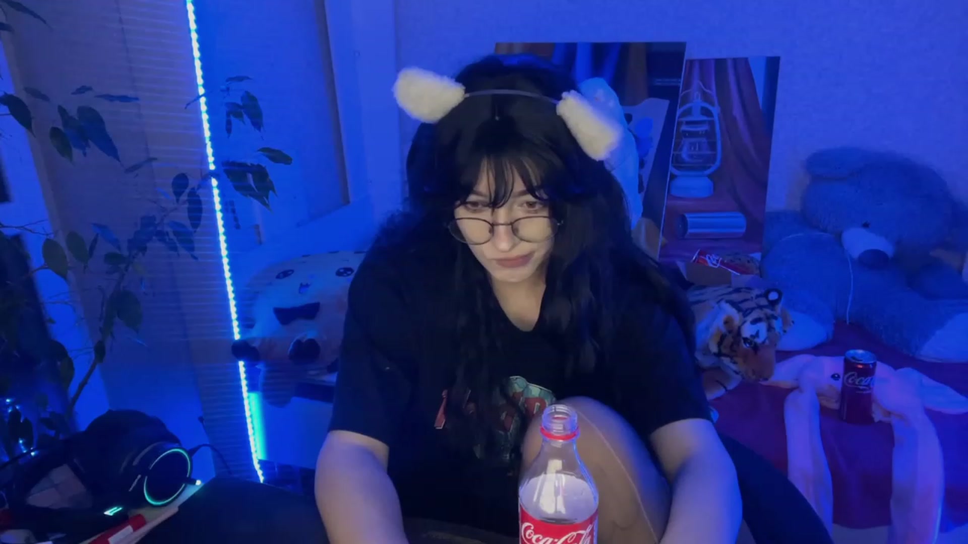 Gallery image thumbnail from Licorice_Alia's myfreecams stream on, 02/19/2023, 03:02 image 11 of 20