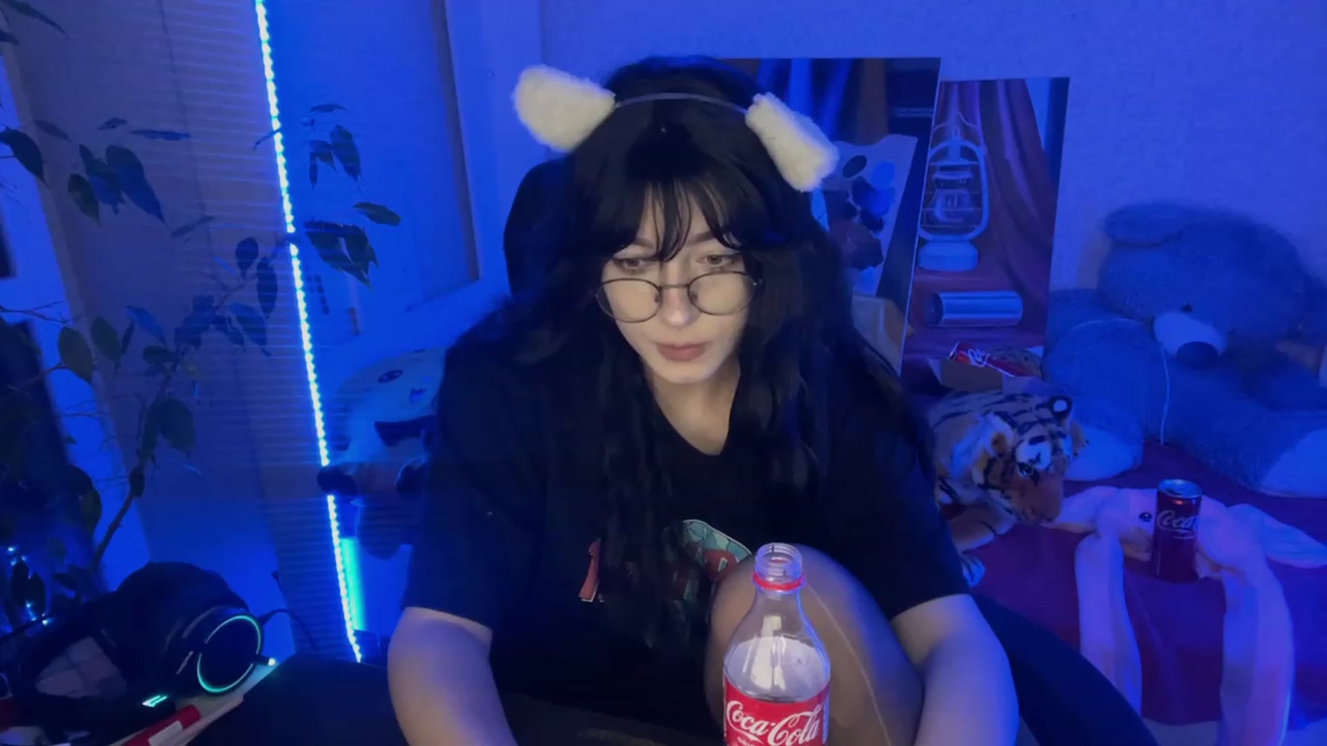 Gallery image thumbnail from Licorice_Alia's myfreecams stream on, 02/19/2023, 03:02 image 6 of 20