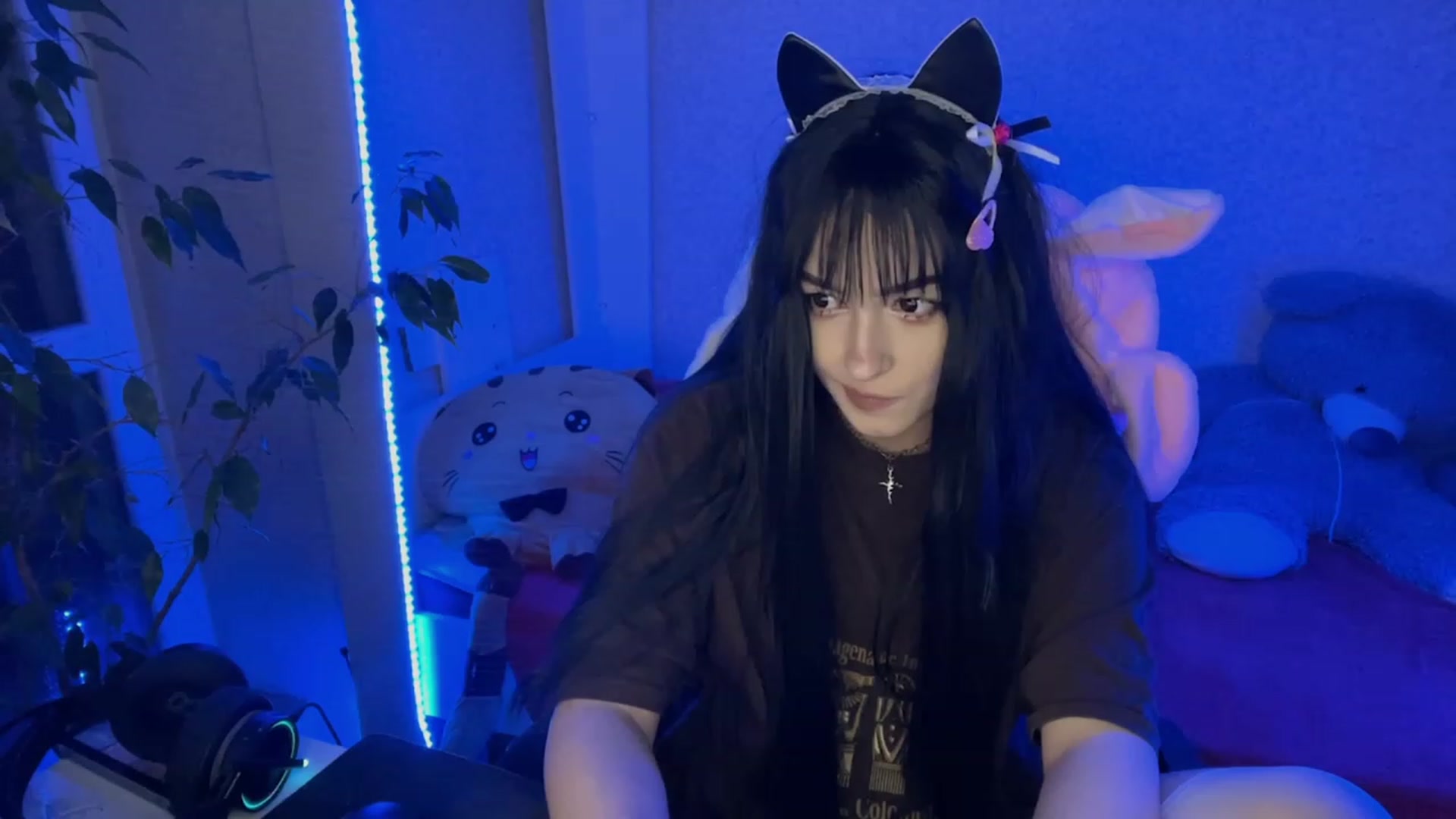 Gallery image thumbnail from Licorice_Alia's myfreecams stream on, 02/20/2023, 24:05 image 1 of 20