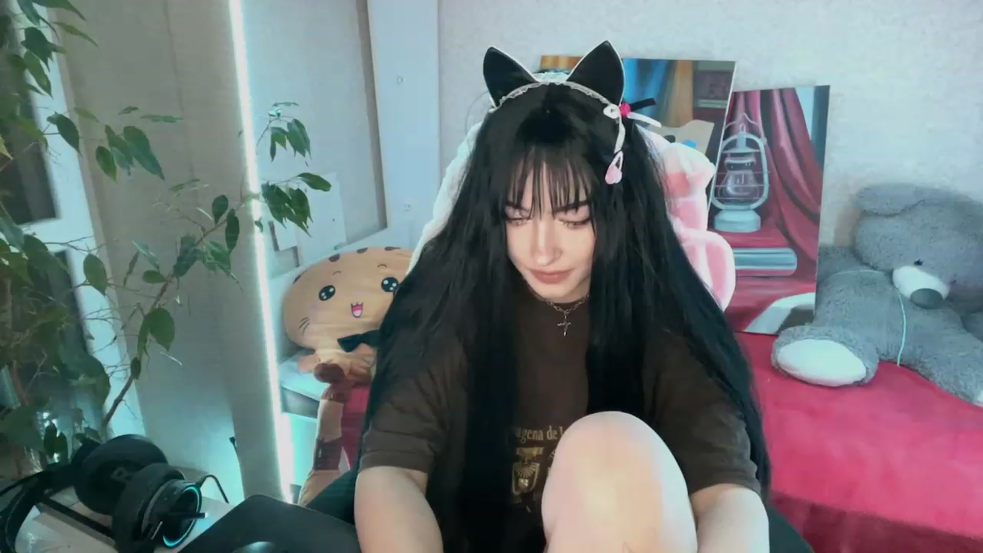 Gallery image thumbnail from Licorice_Alia's myfreecams stream on, 02/20/2023, 24:05 image 8 of 20