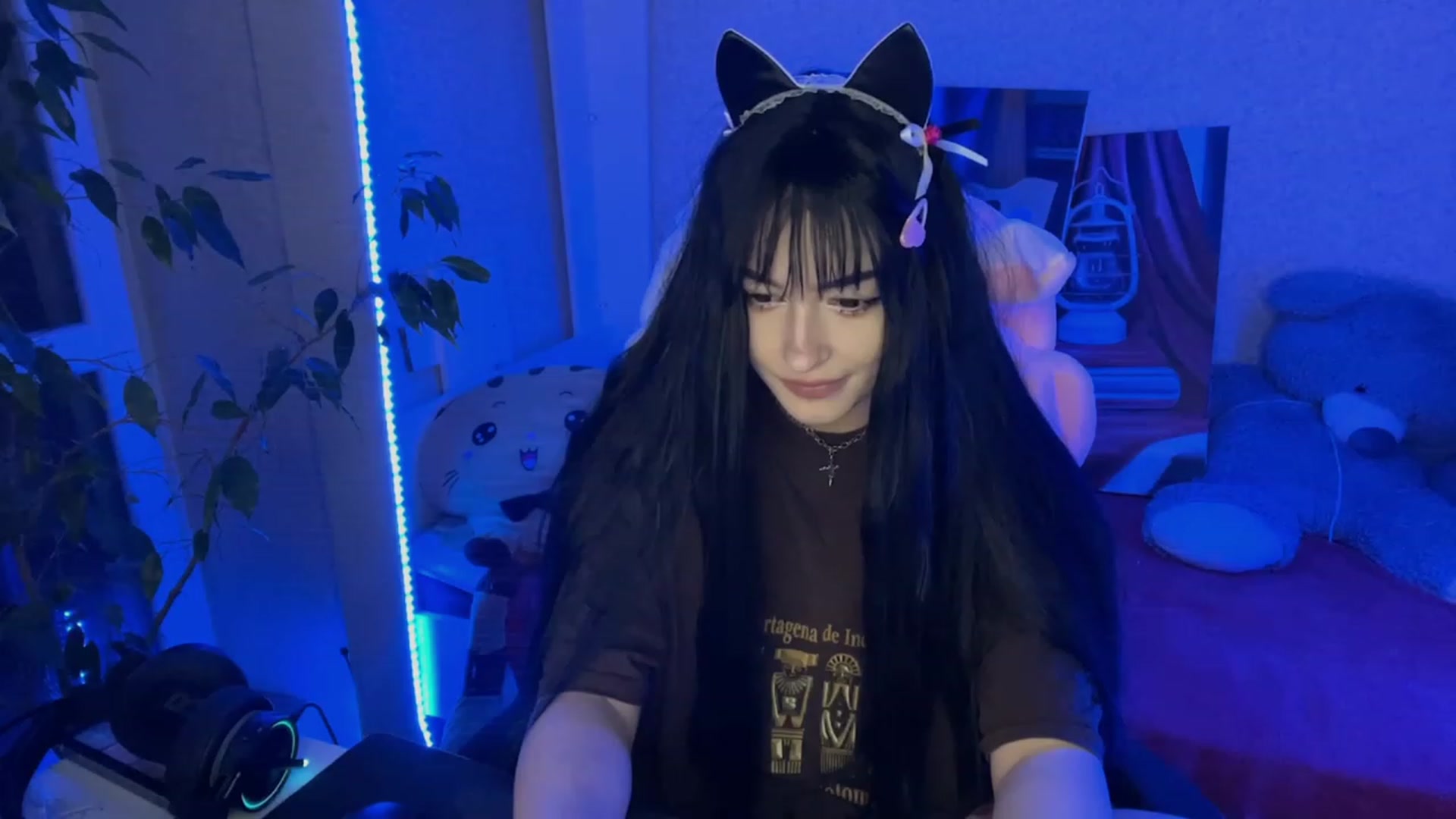 Gallery image thumbnail from Licorice_Alia's myfreecams stream on, 02/20/2023, 24:05 image 5 of 20