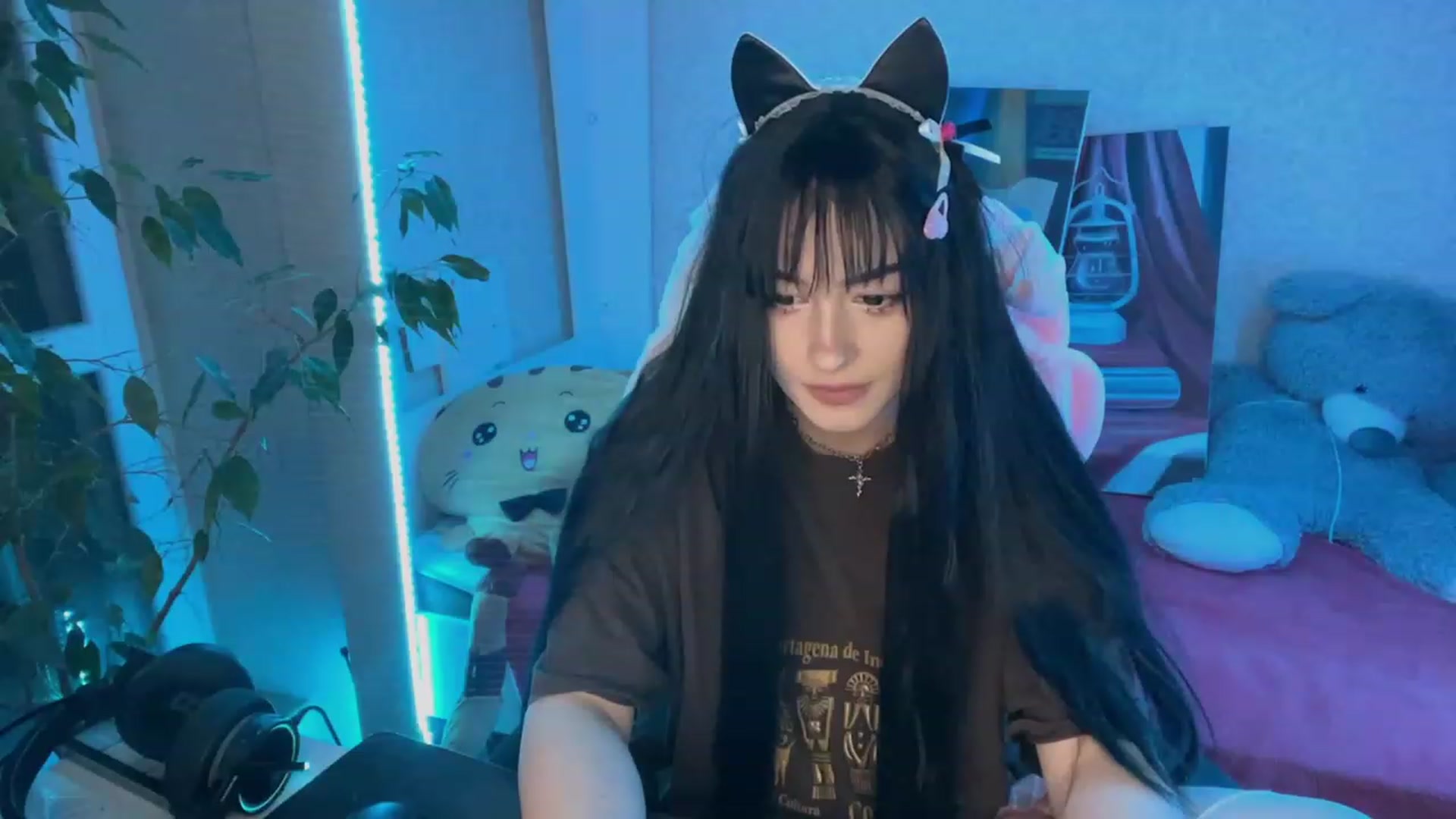 Gallery image thumbnail from Licorice_Alia's myfreecams stream on, 02/20/2023, 24:05 image 10 of 20
