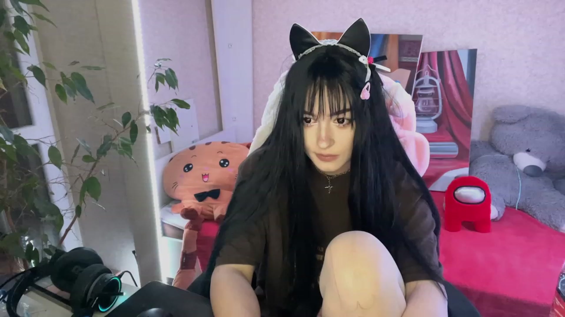 Gallery image thumbnail from Licorice_Alia's myfreecams stream on, 02/20/2023, 24:05 image 16 of 20