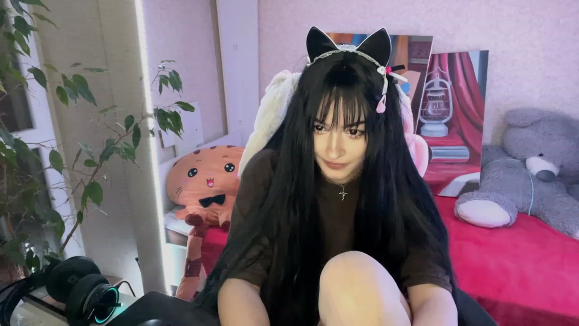 Gallery image thumbnail from Licorice_Alia's myfreecams stream on, 02/20/2023, 01:32 image 11 of 20