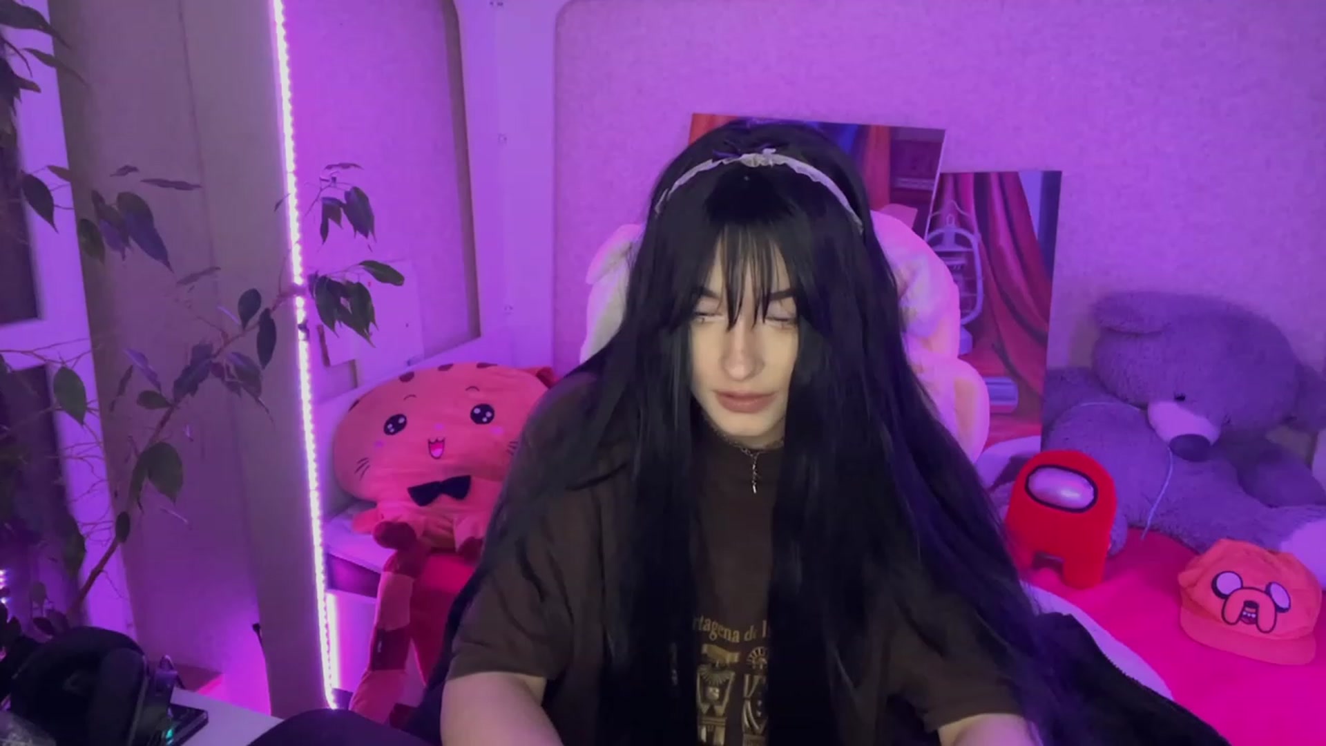 Gallery image thumbnail from Licorice_Alia's myfreecams stream on, 02/21/2023, 01:51 image 7 of 20