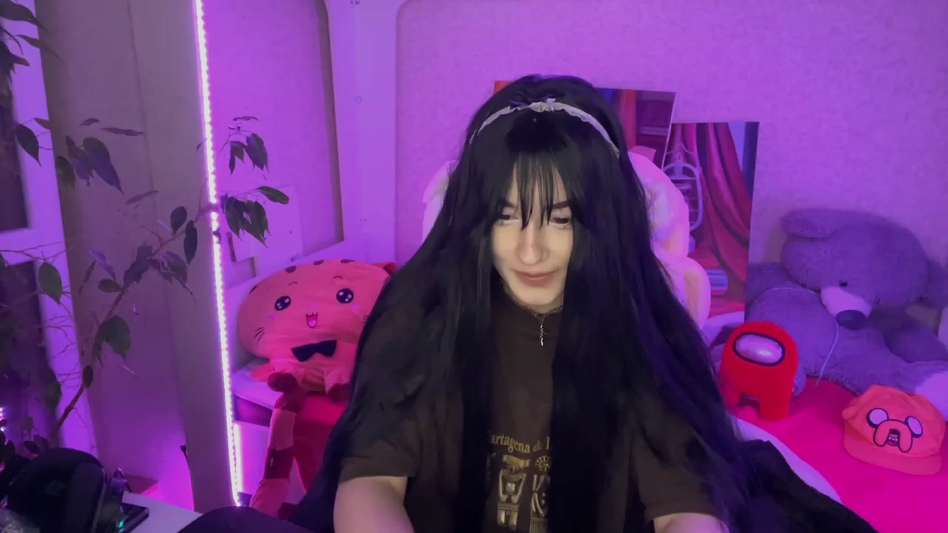 Gallery image thumbnail from Licorice_Alia's myfreecams stream on, 02/21/2023, 01:51 image 6 of 20
