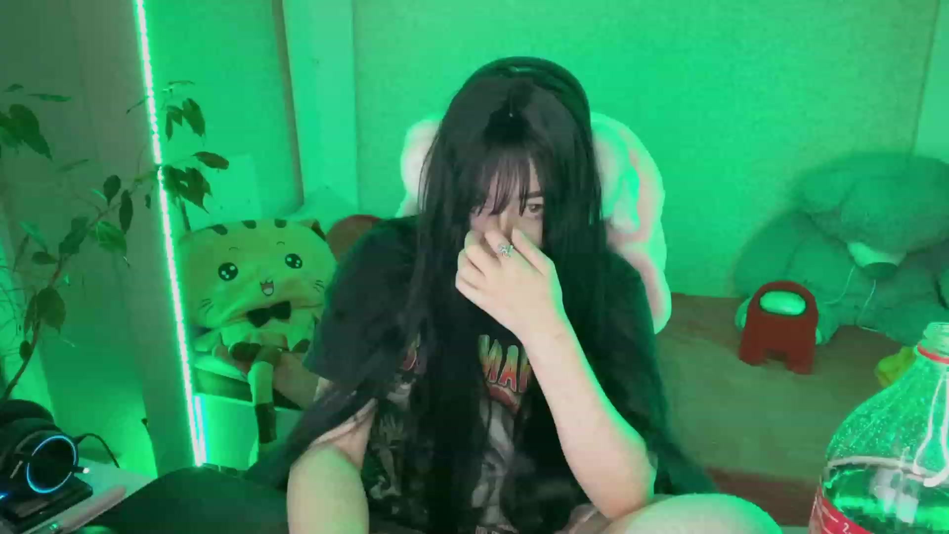 Gallery image thumbnail from Licorice_Alia's myfreecams stream on, 02/23/2023, 24:01 image 19 of 20