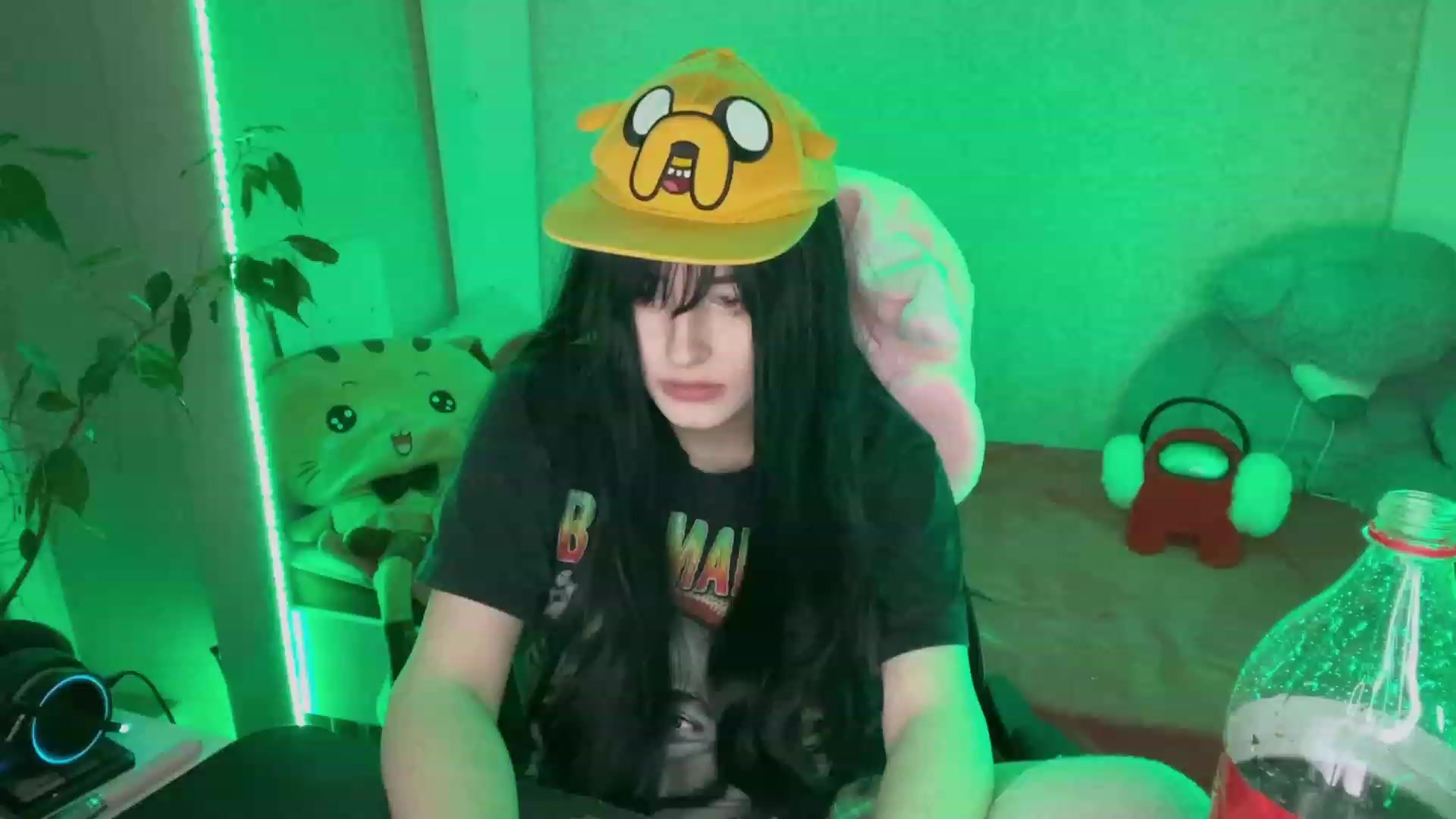 Gallery image thumbnail from Licorice_Alia's myfreecams stream on, 02/23/2023, 02:28 image 1 of 20