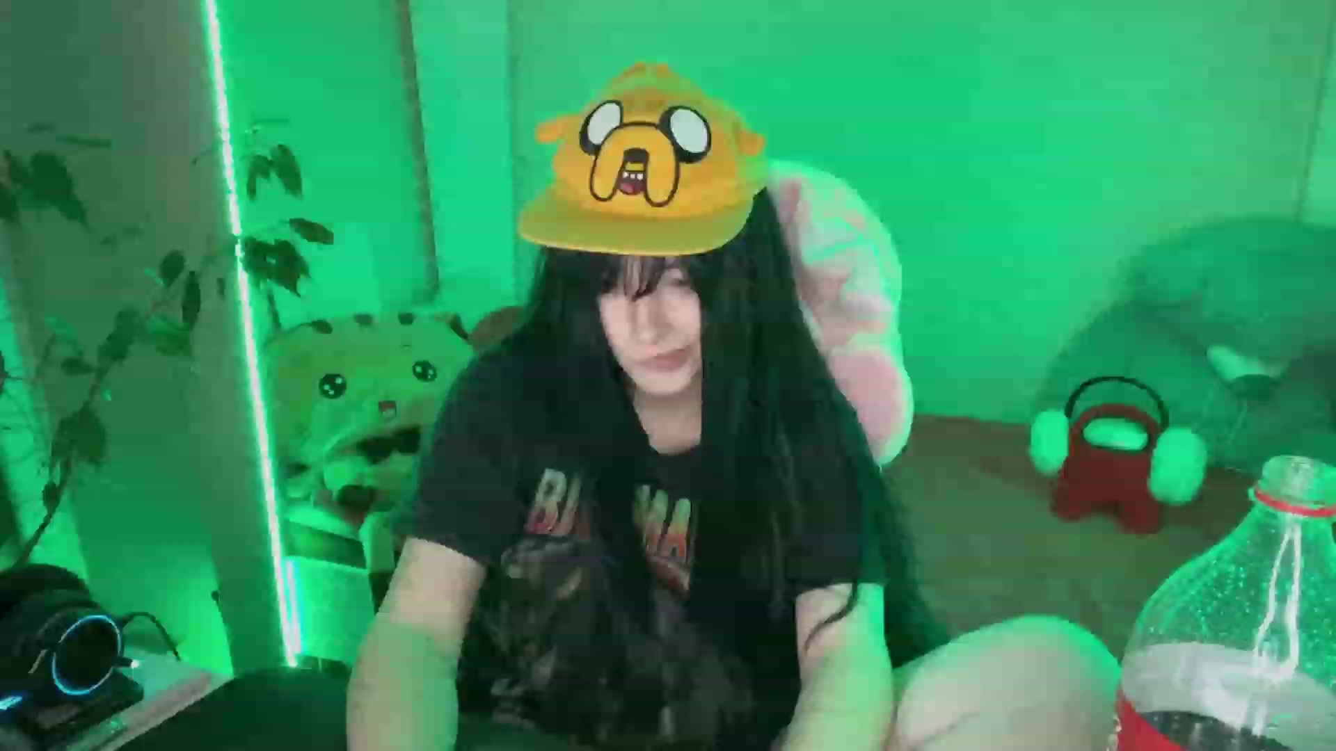 Gallery image thumbnail from Licorice_Alia's myfreecams stream on, 02/23/2023, 02:28 image 10 of 20